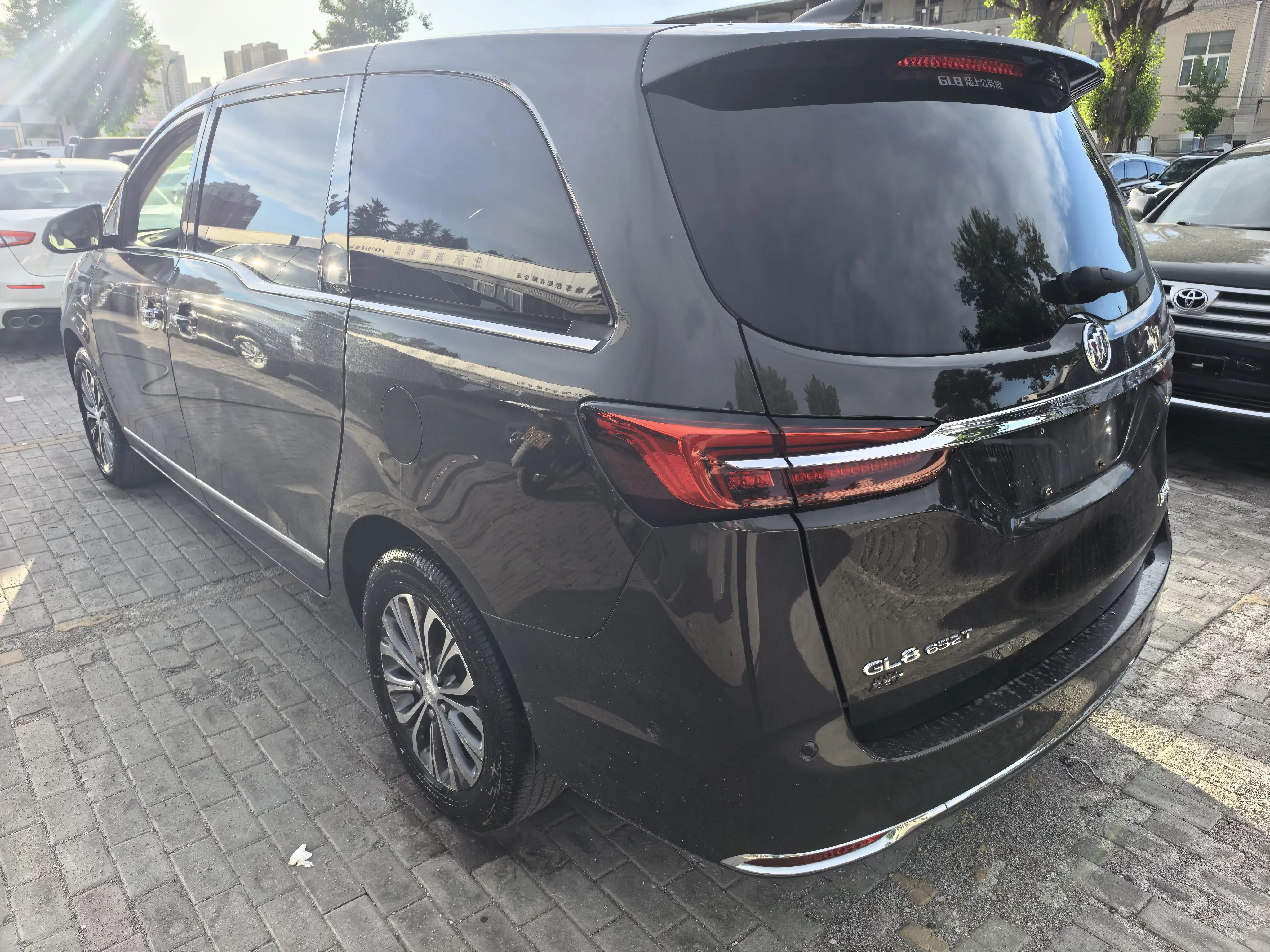 Buick GL8