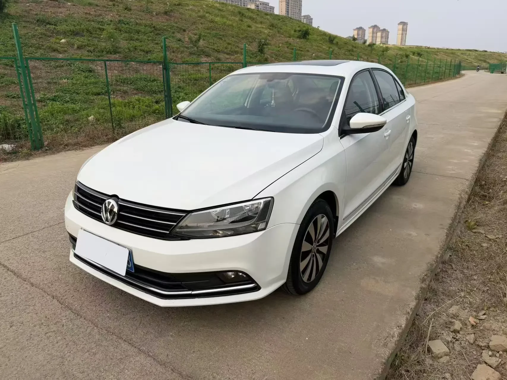 Volkswagen Sagitar