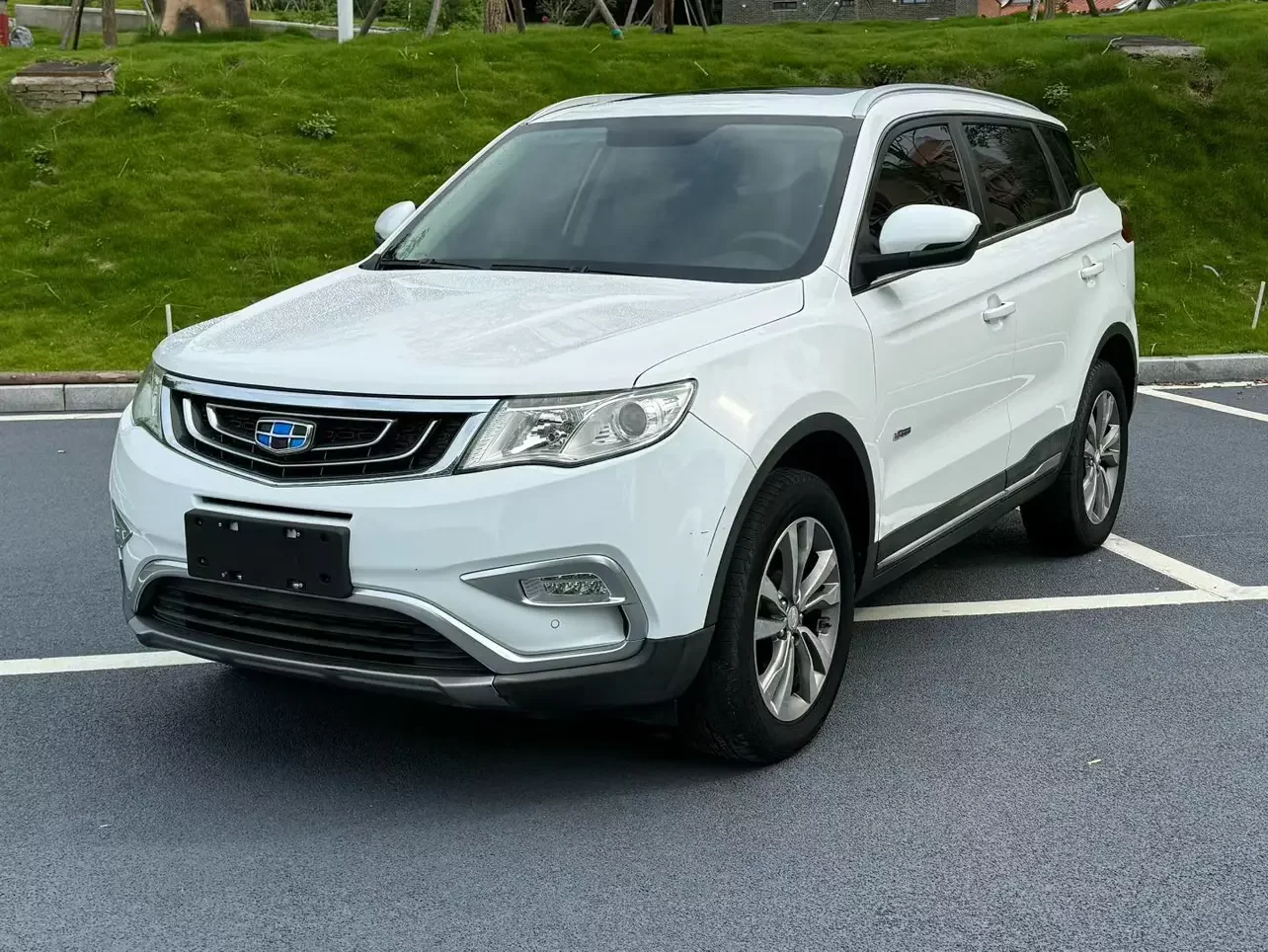 Geely Atlas