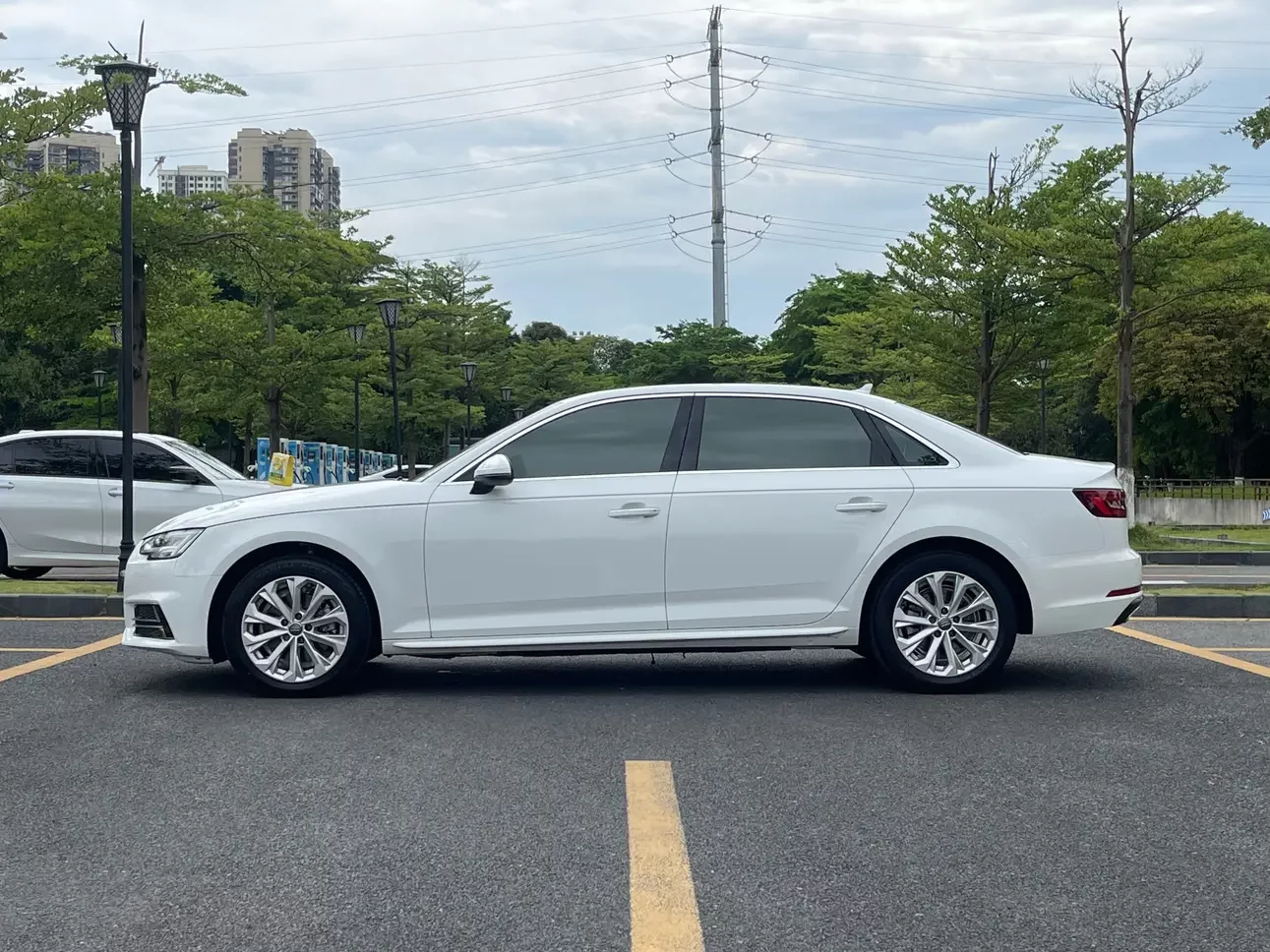 Audi A4L