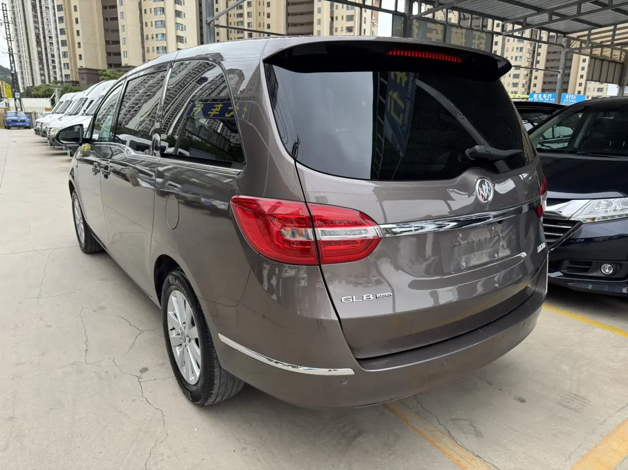 Buick GL8