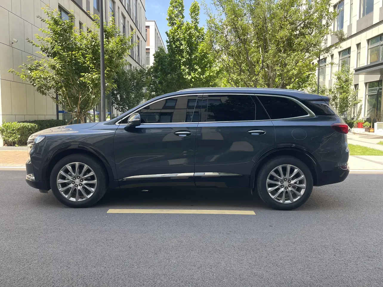 Buick Angke Banner
