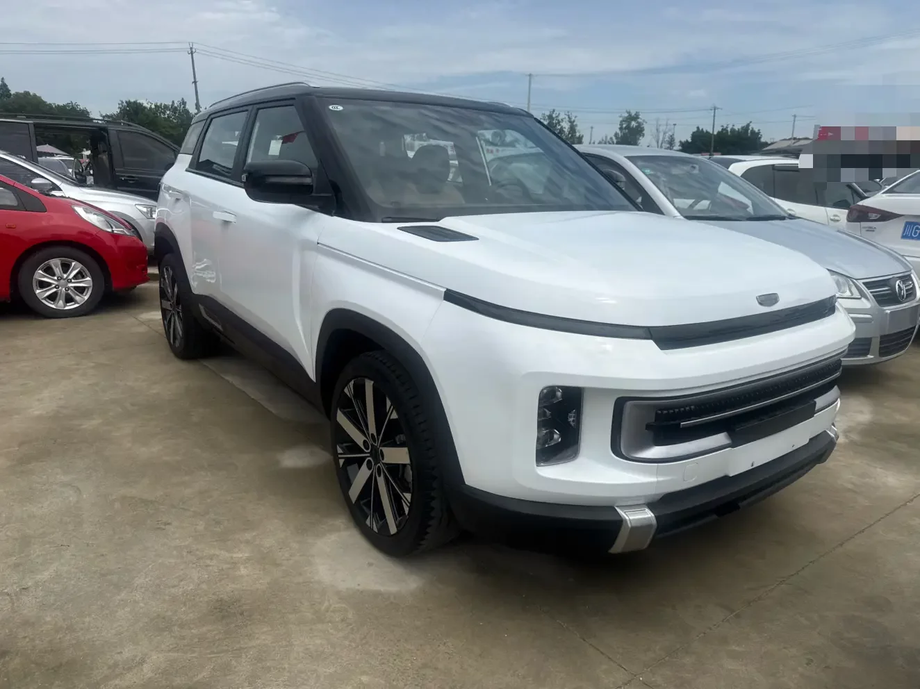 Geely ICON