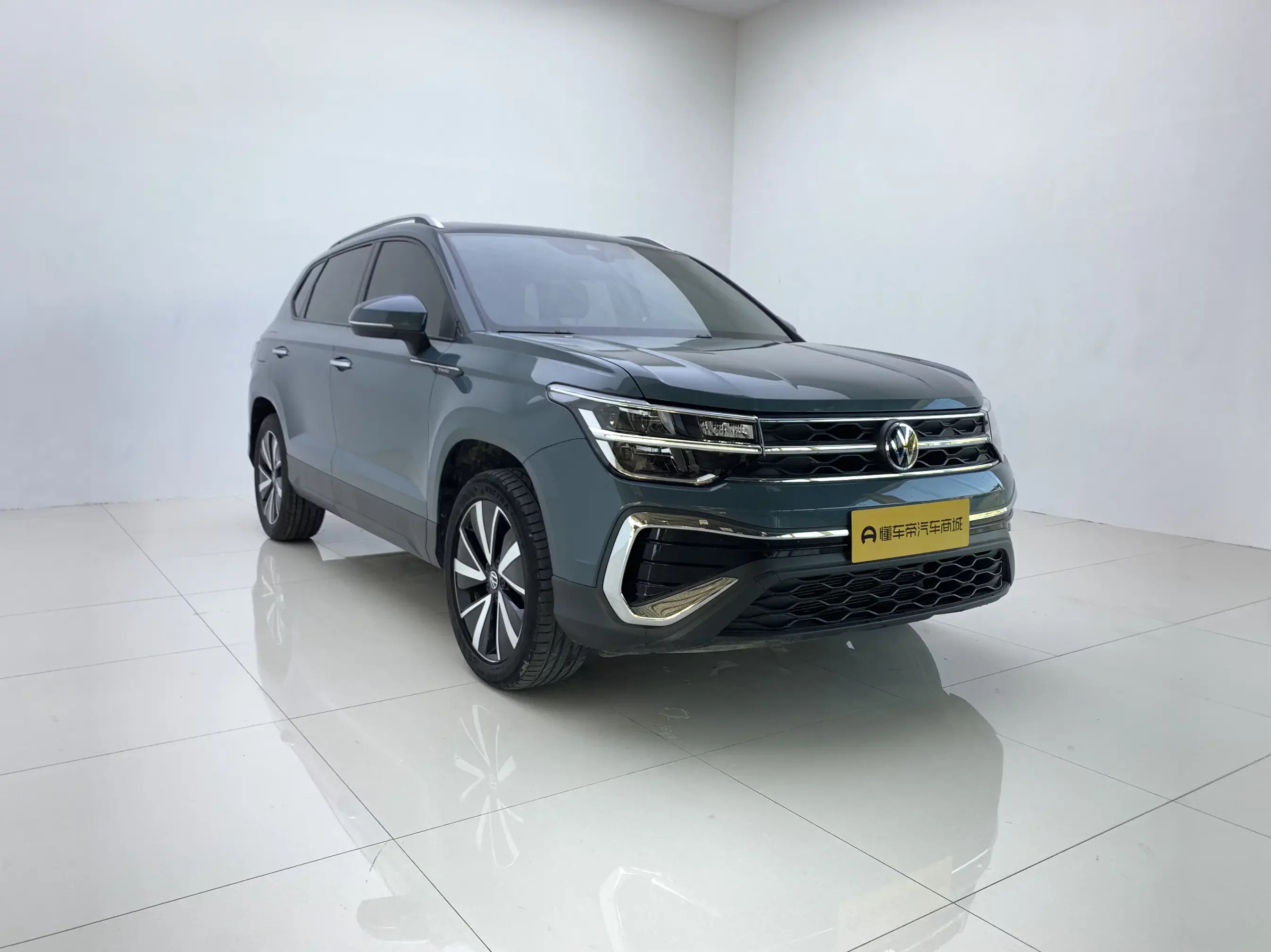 Volkswagen Tharu