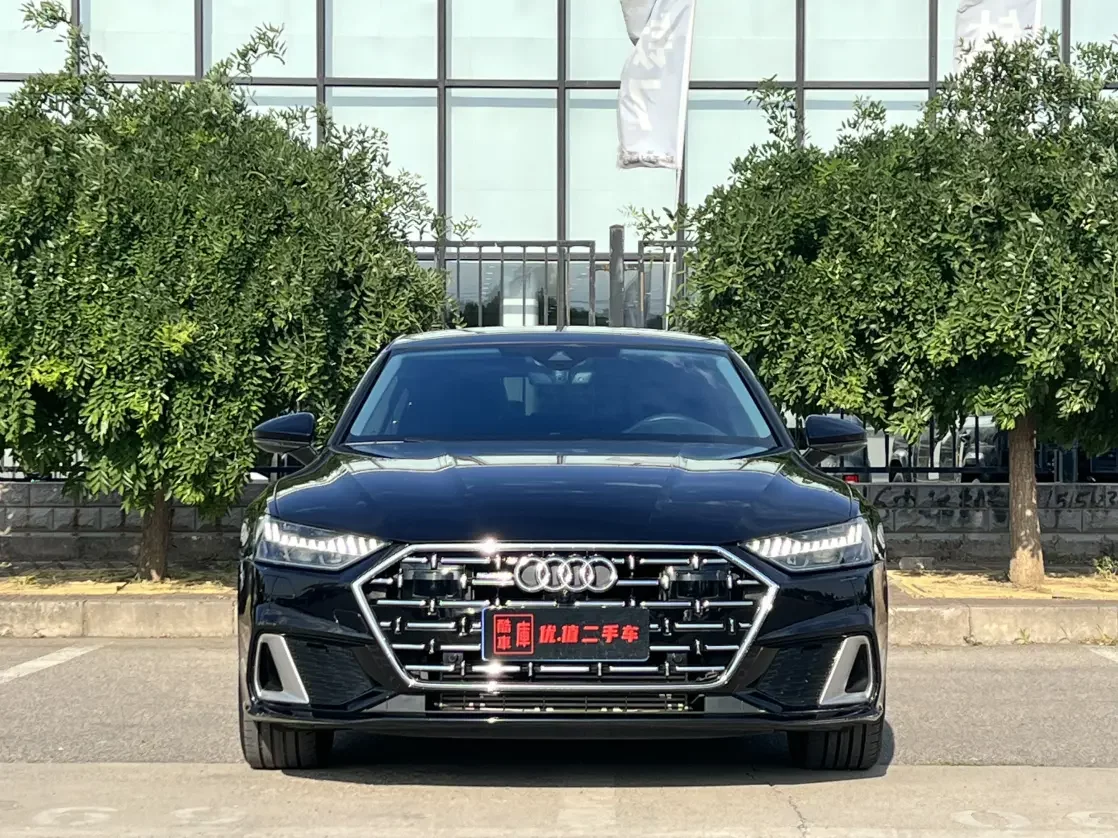 Audi A7L