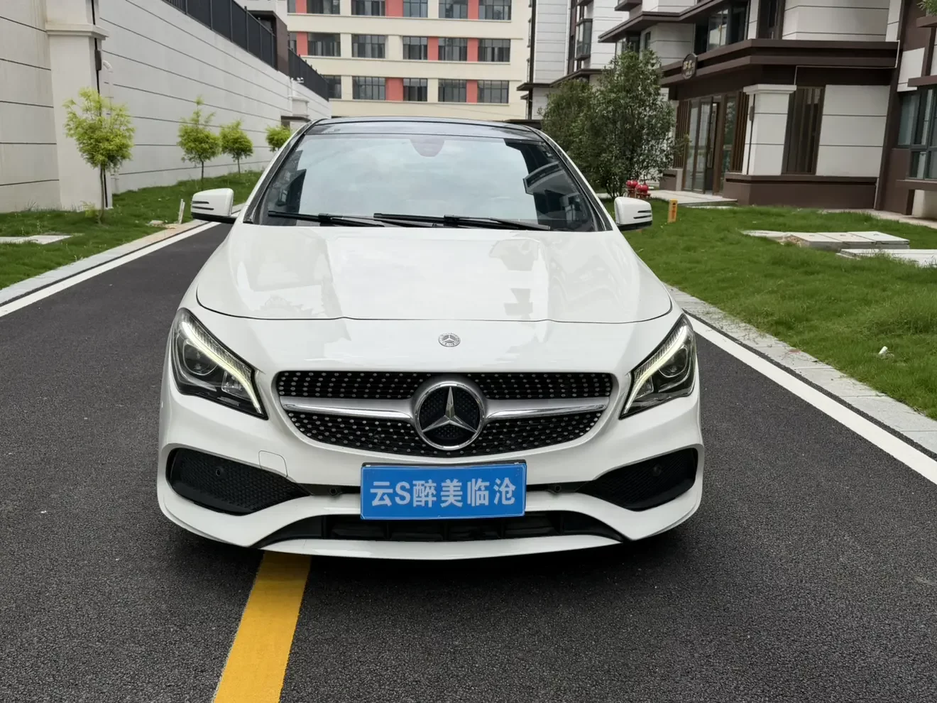 Mercedes-Benz CLA (Imported)