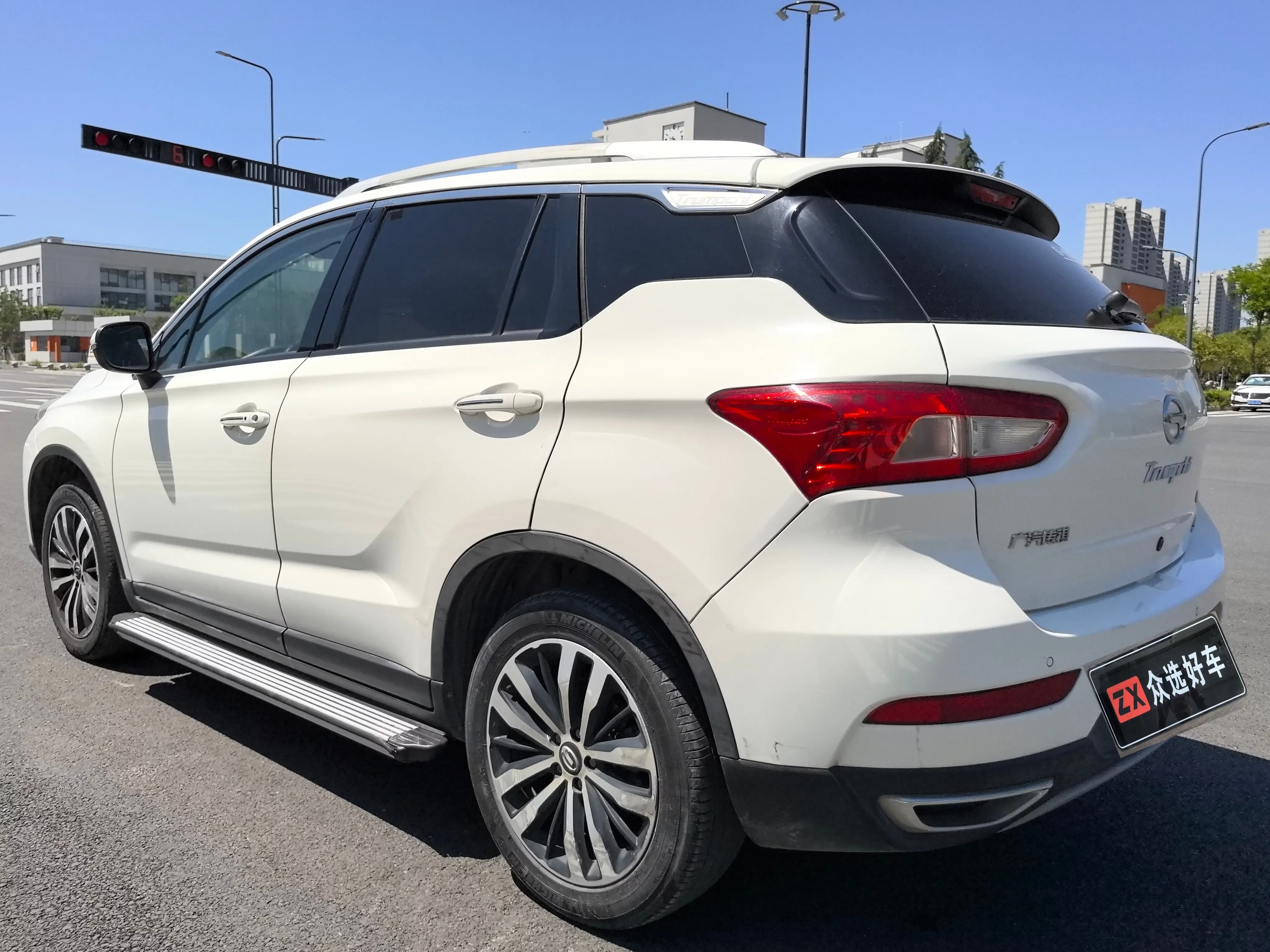GAC Trumpchi GS4