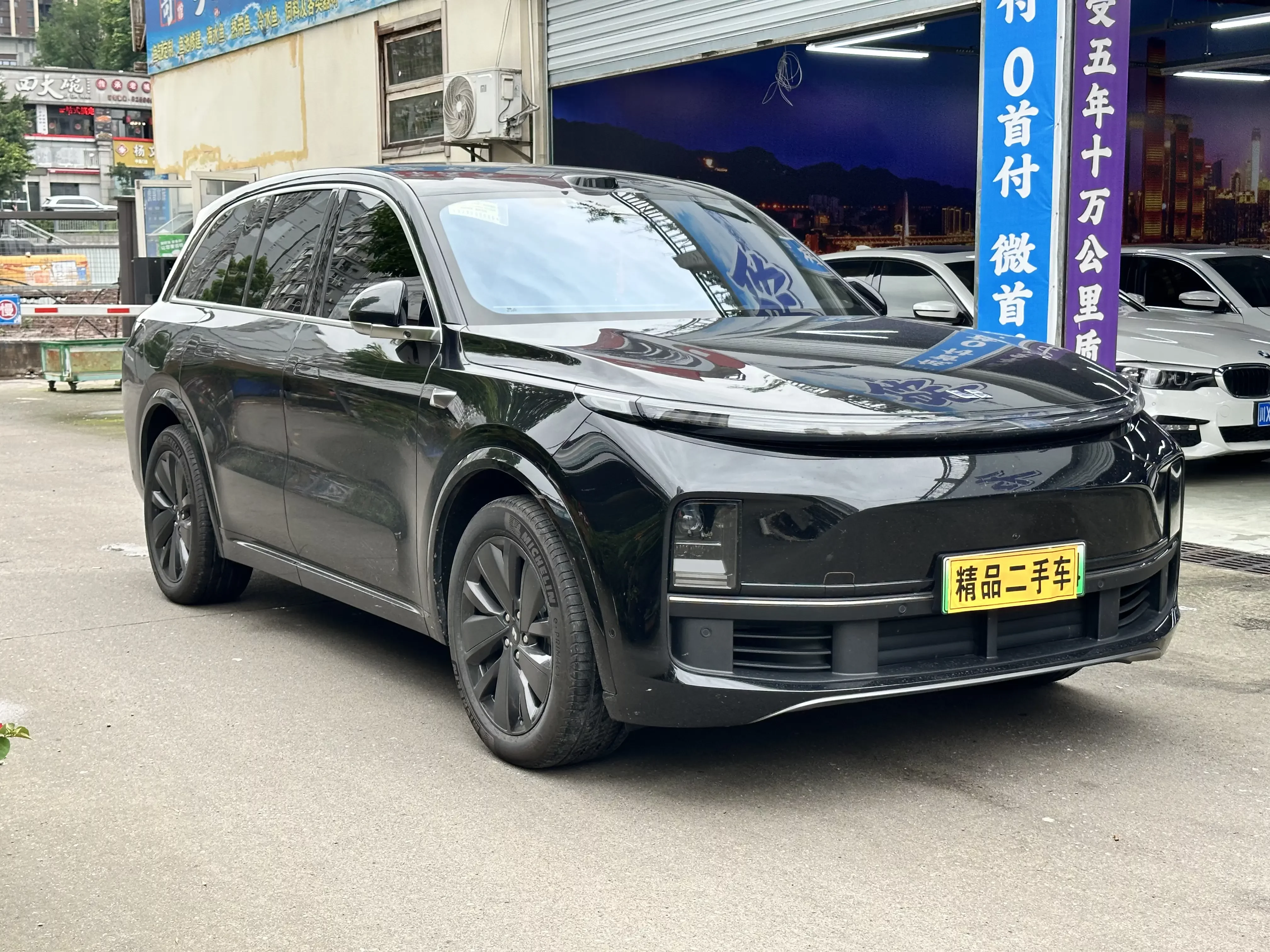 Lixiang L8