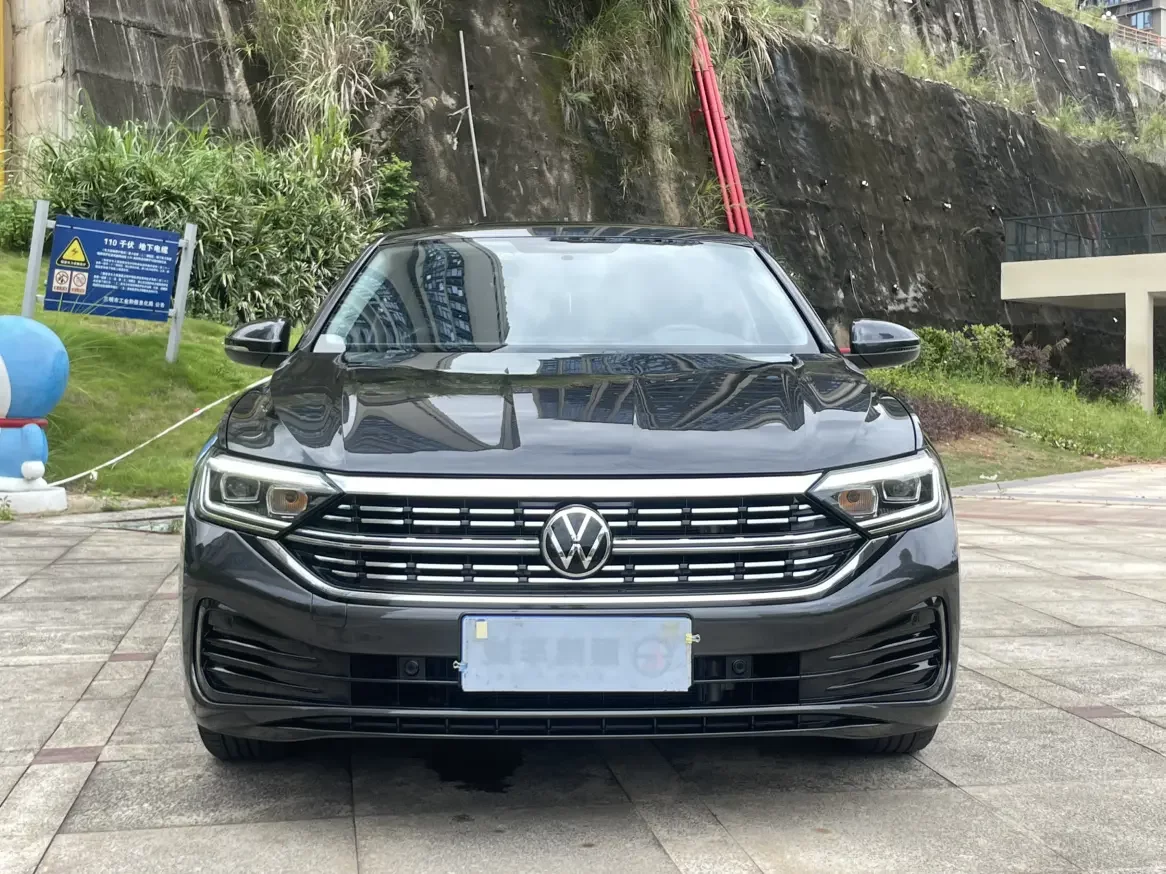 Volkswagen Sagitar