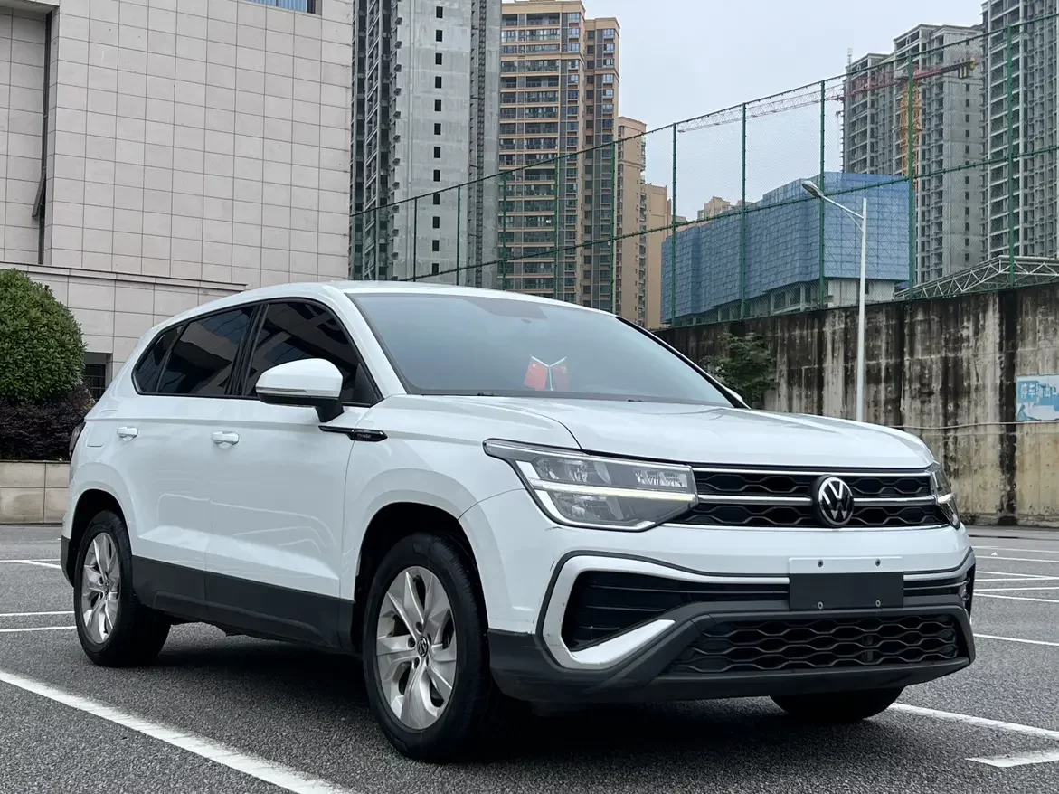 Volkswagen Tharu