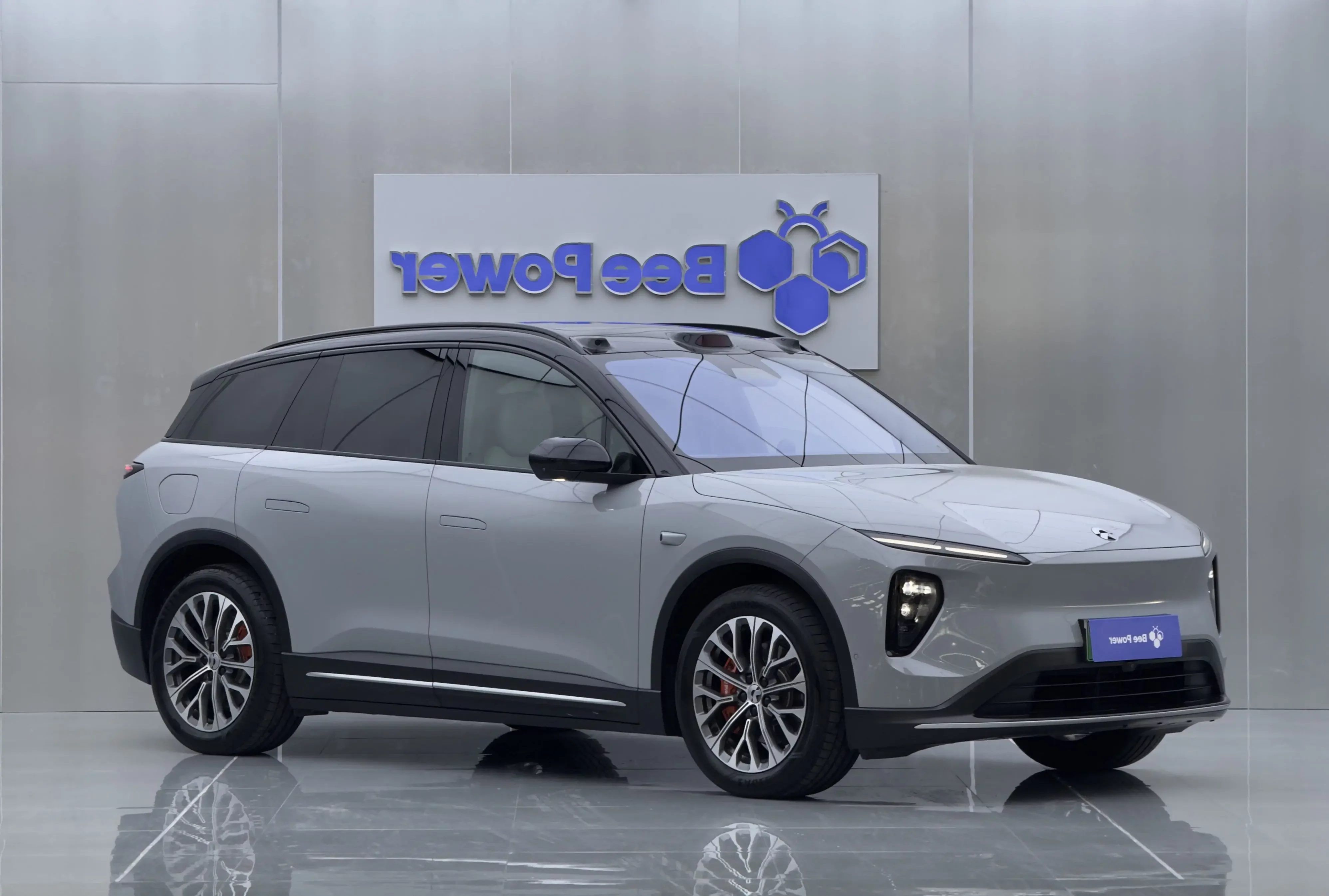 NIO ES6