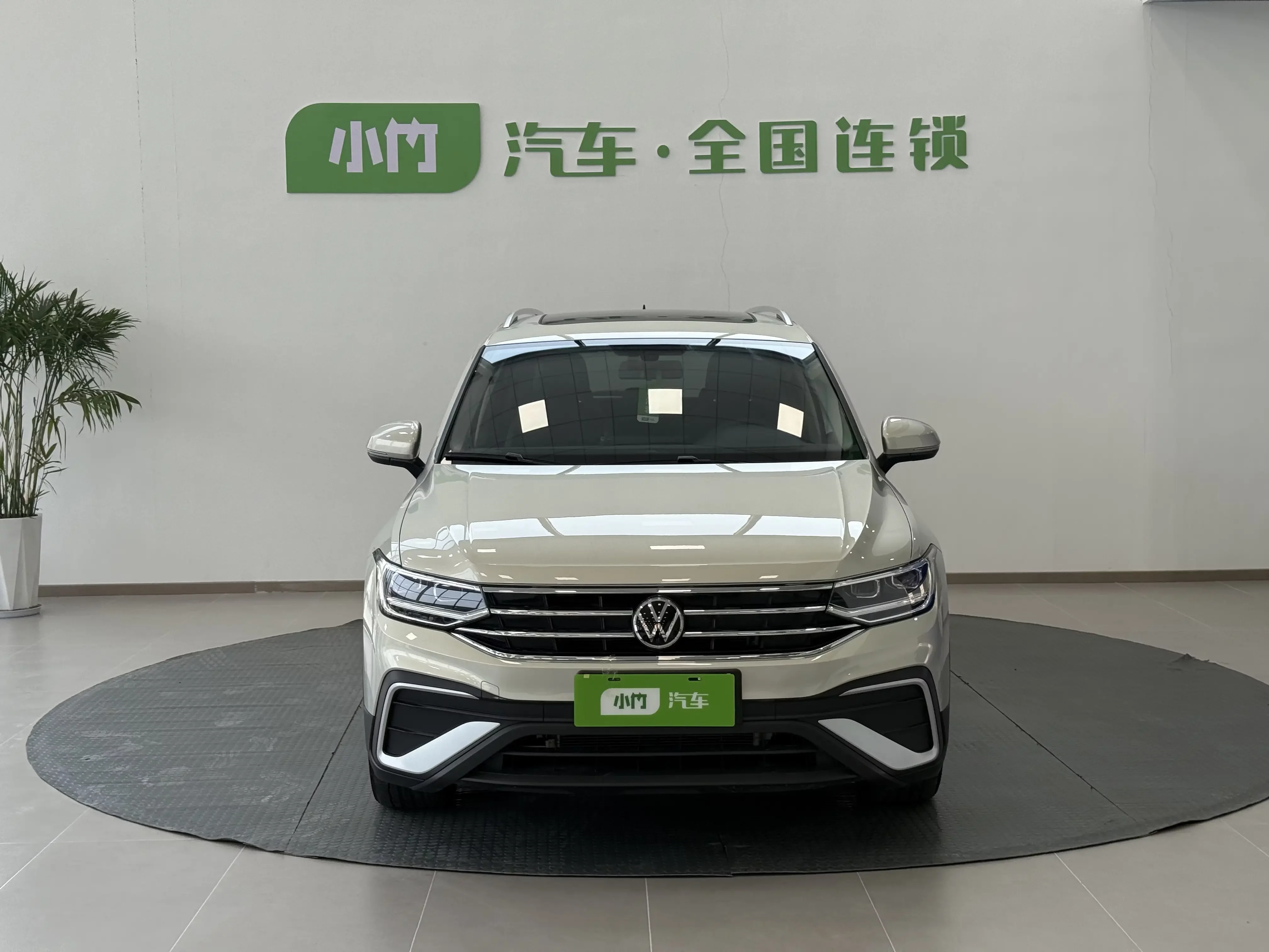 Volkswagen Tiguan L