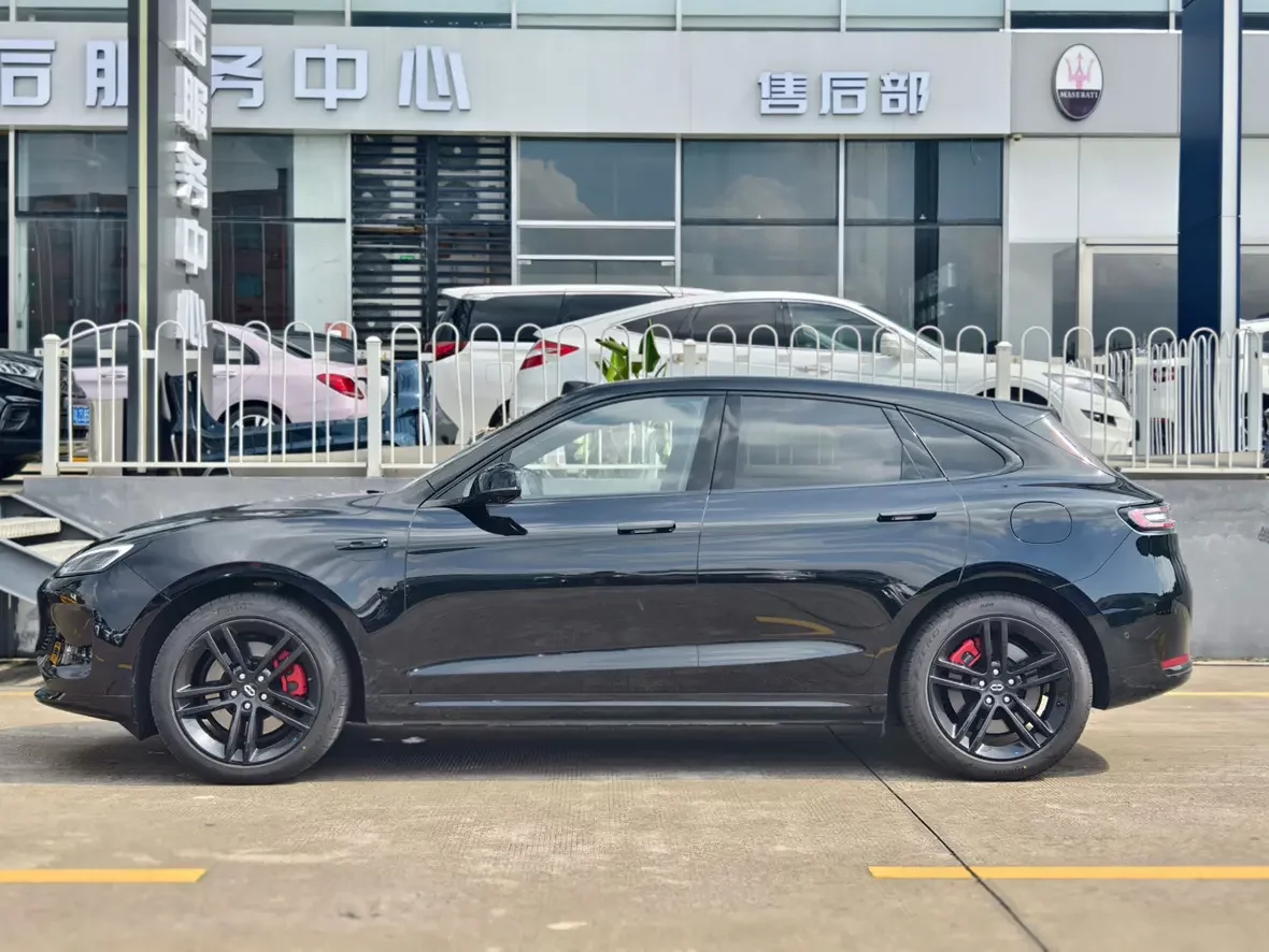 AITO M5