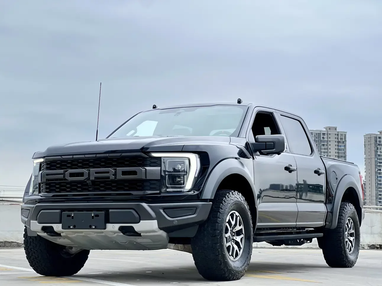 Ford F-150 Raptor