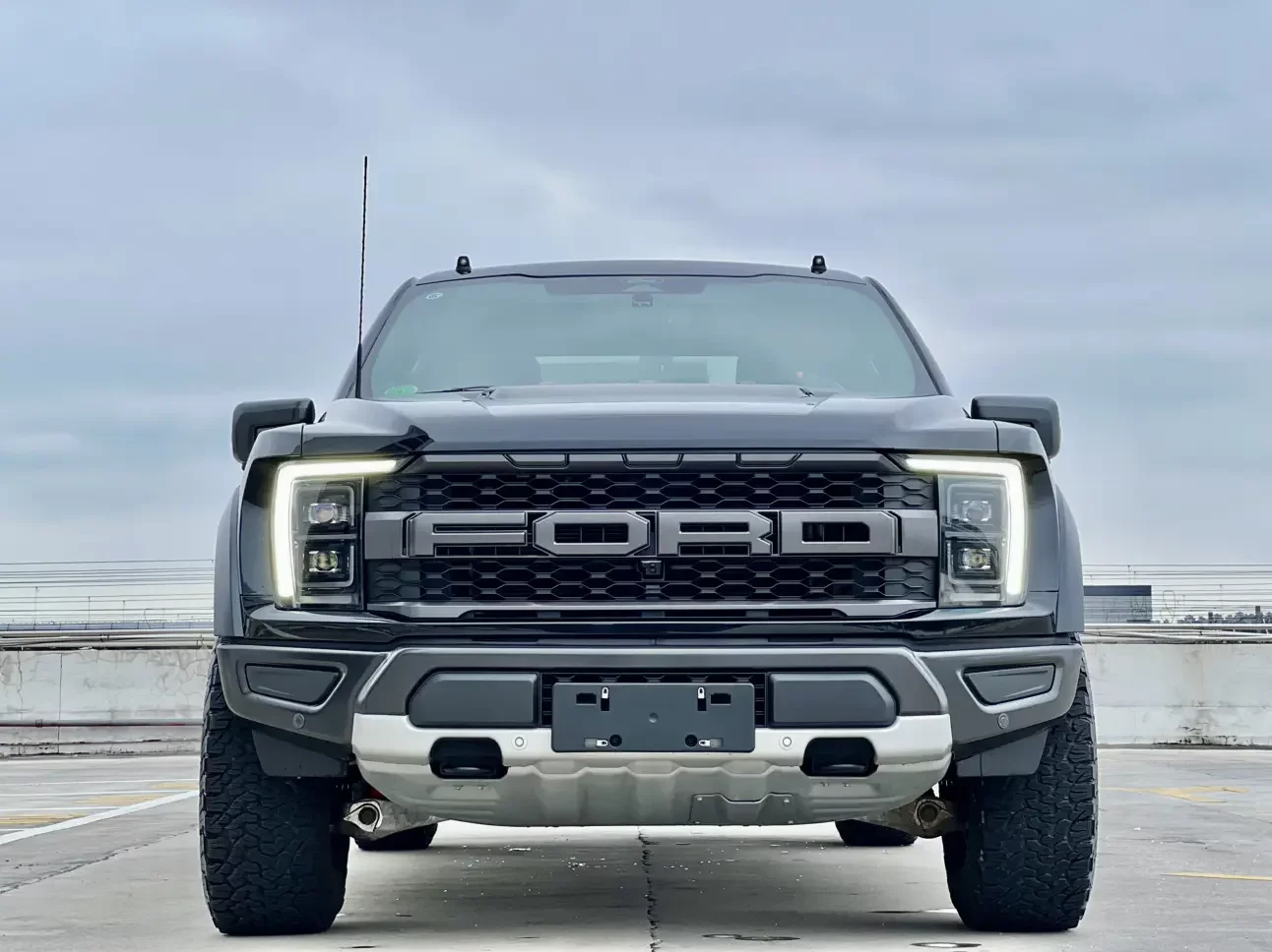 Ford F-150 Raptor
