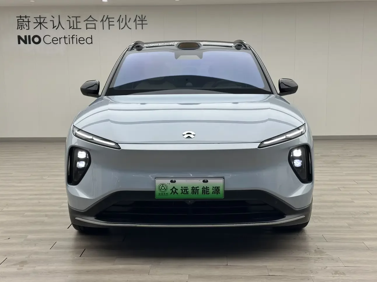 NIO ES6