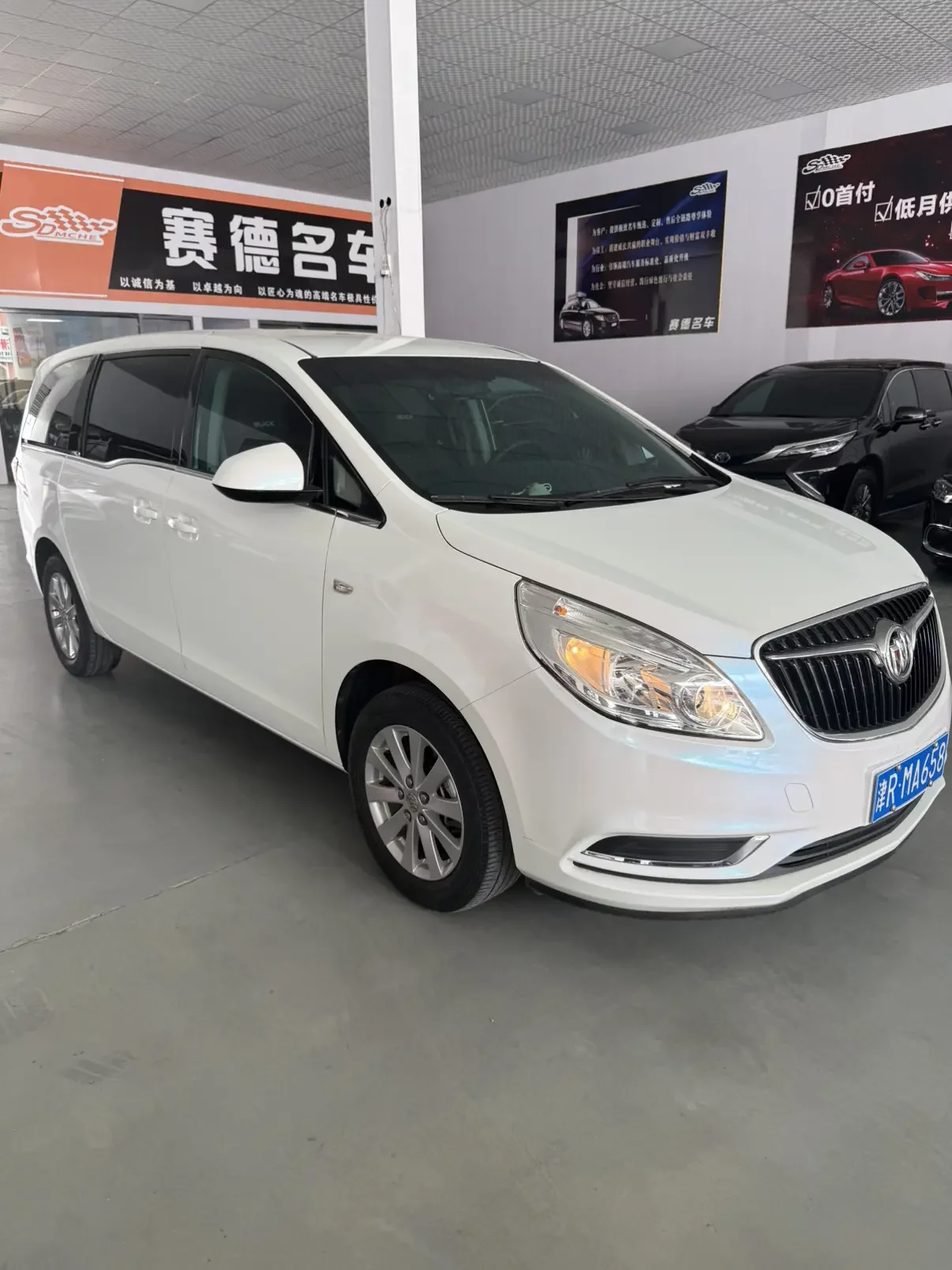 Buick GL8