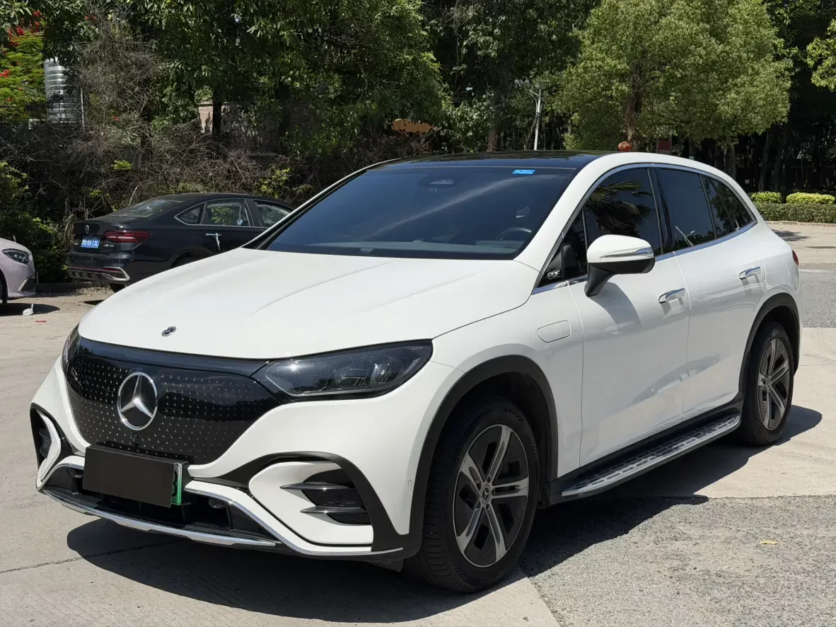 Mercedes-Benz EQE SUV