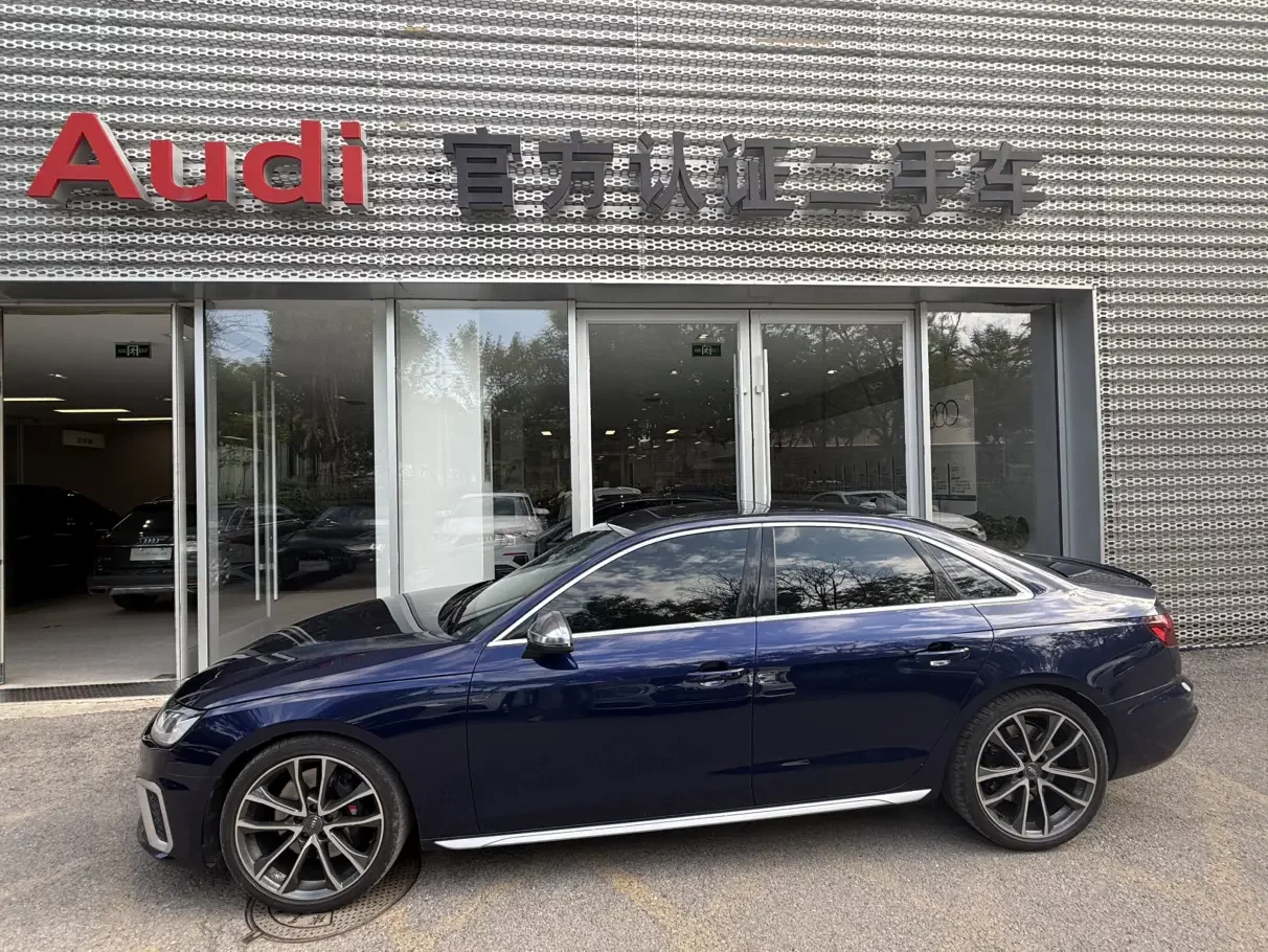 Audi S4