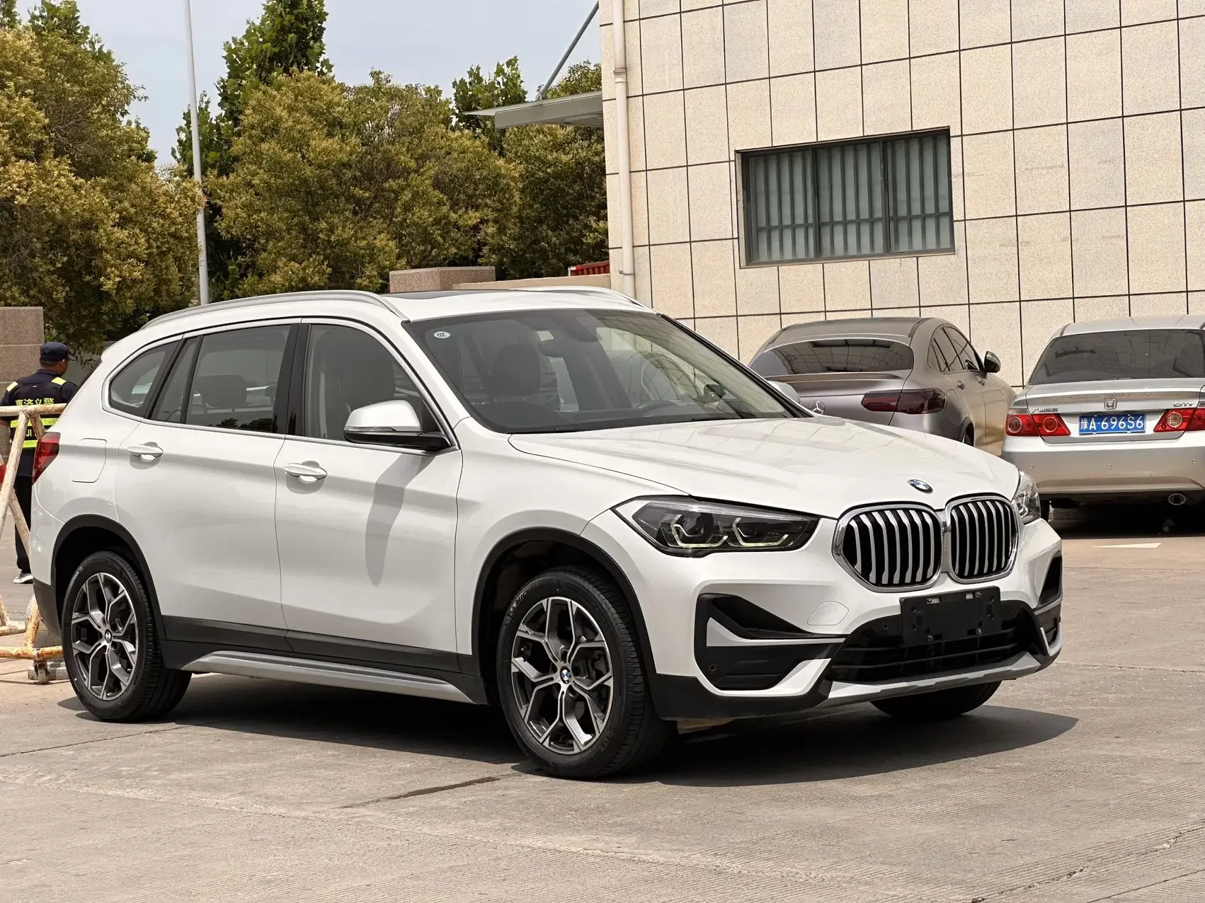 BMW X1