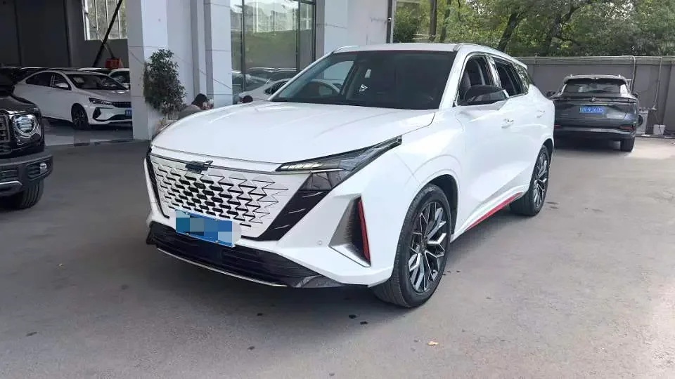 Oshan Changan Auchan Z6