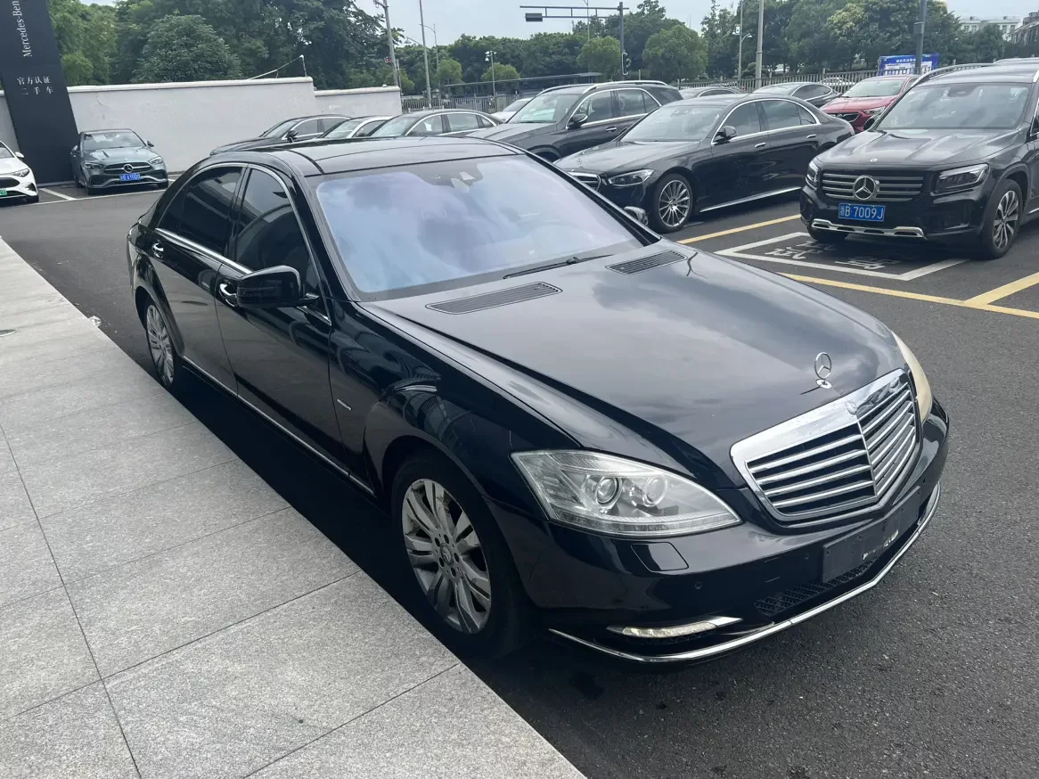 Mercedes-Benz S Class