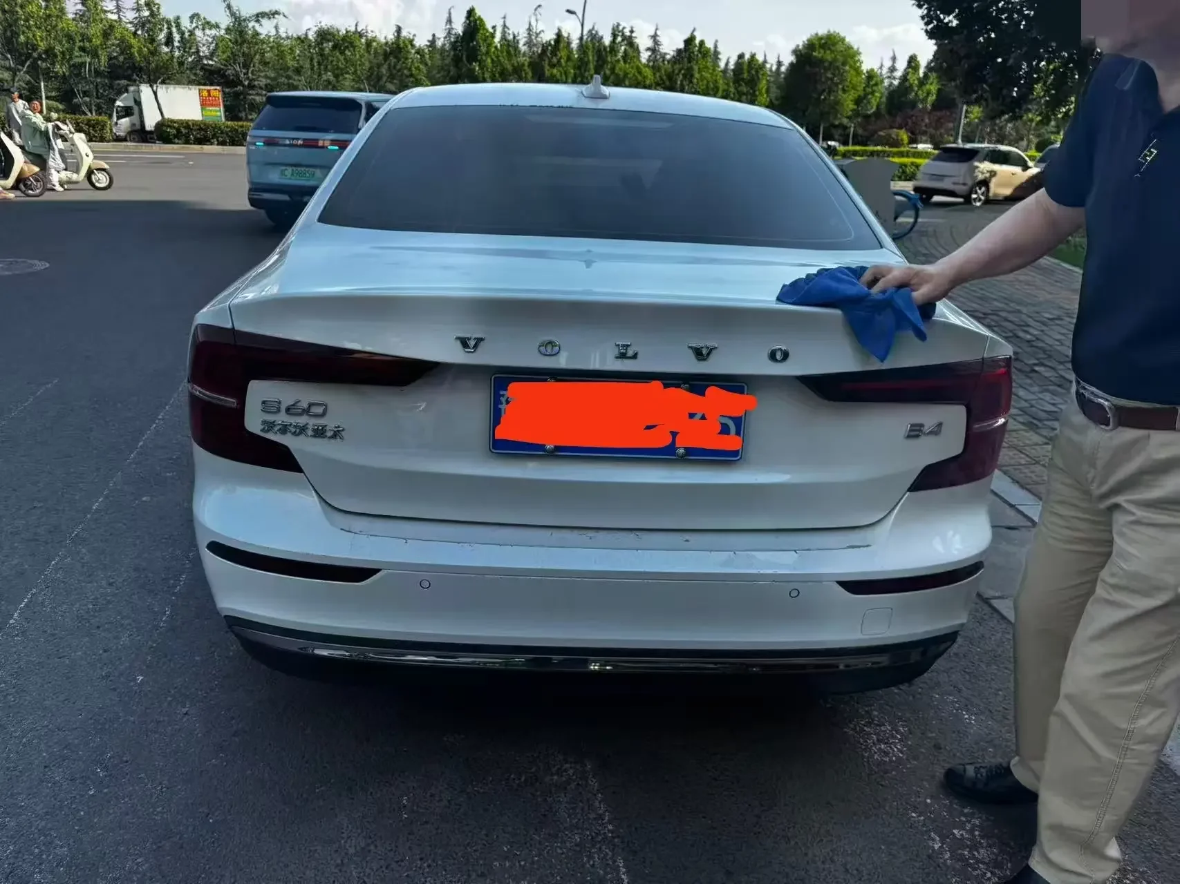 Volvo S60