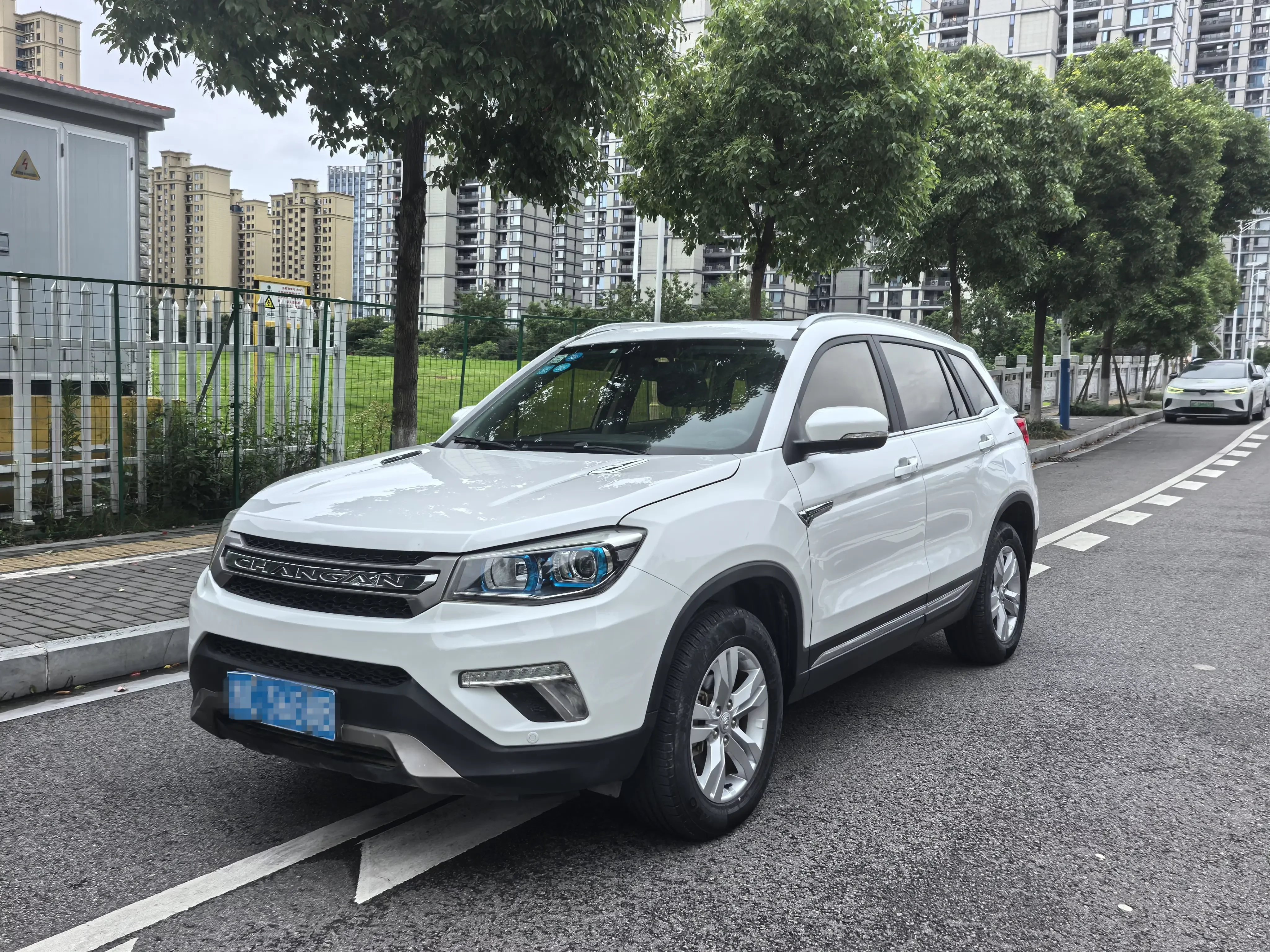 Changan CS75