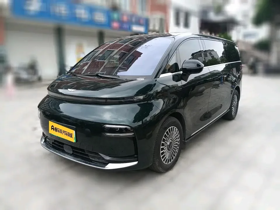 Geely Yizhen L380