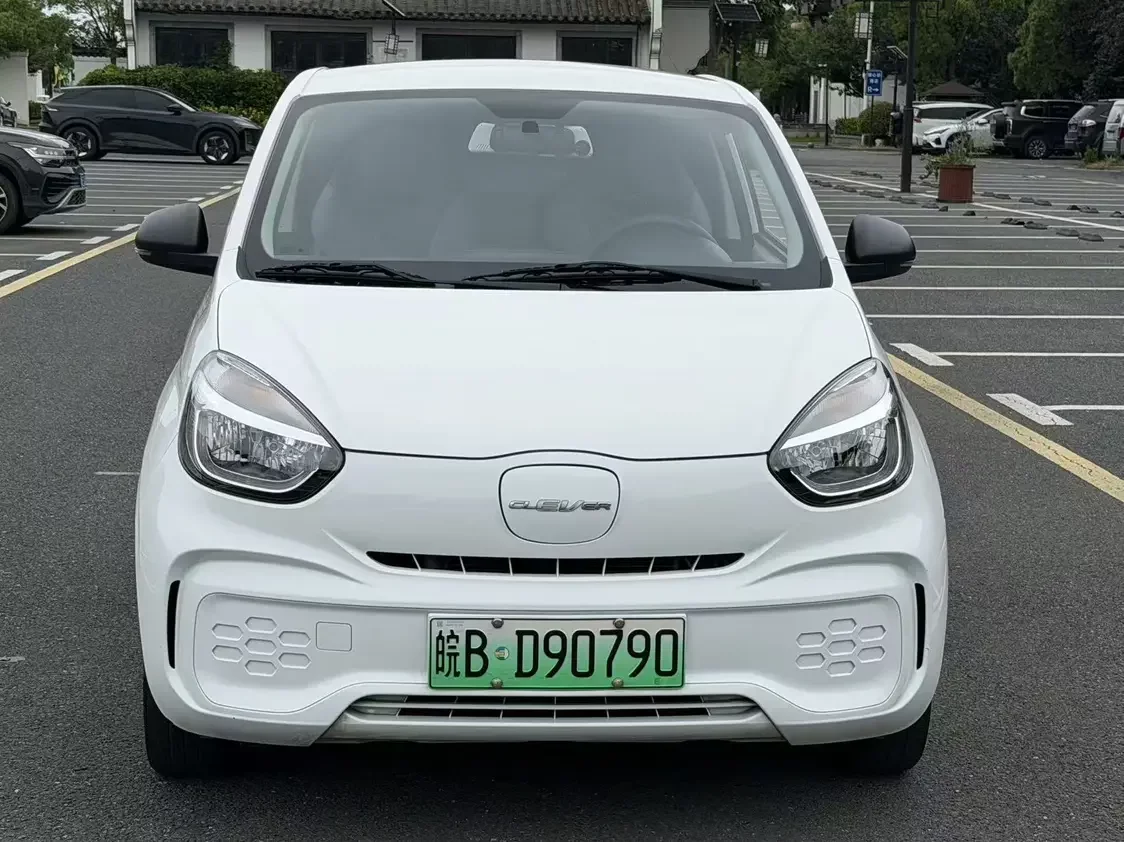 Roewe CLEVER