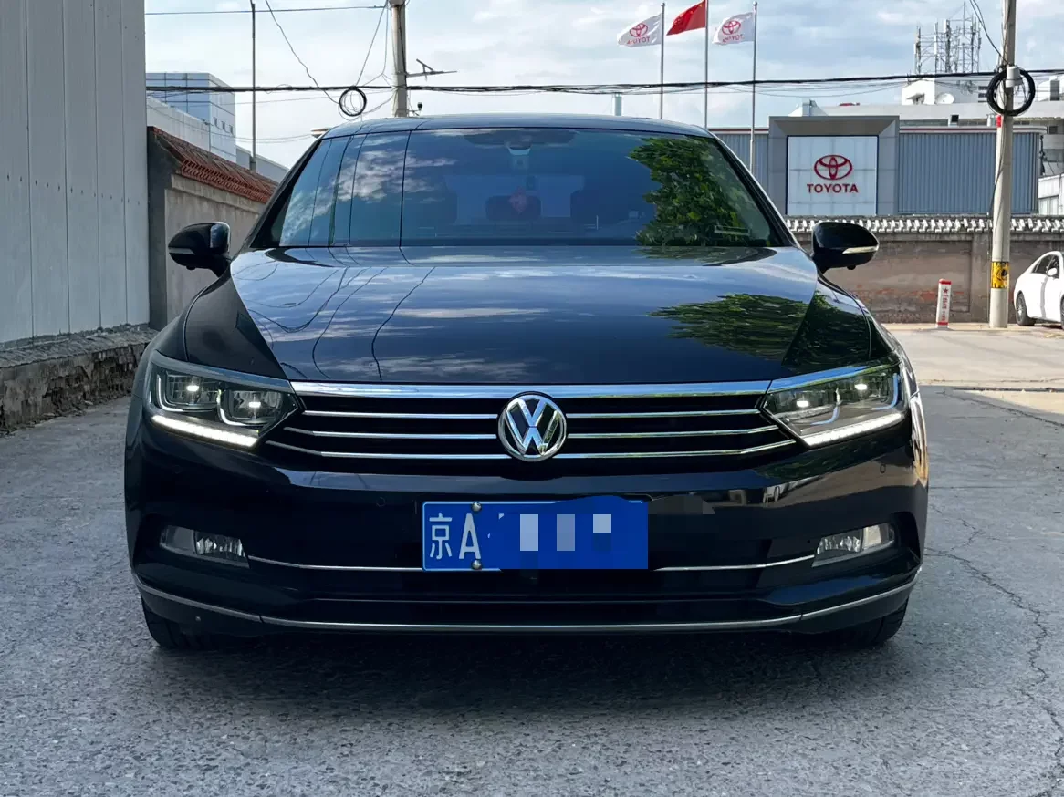 Volkswagen Magotan