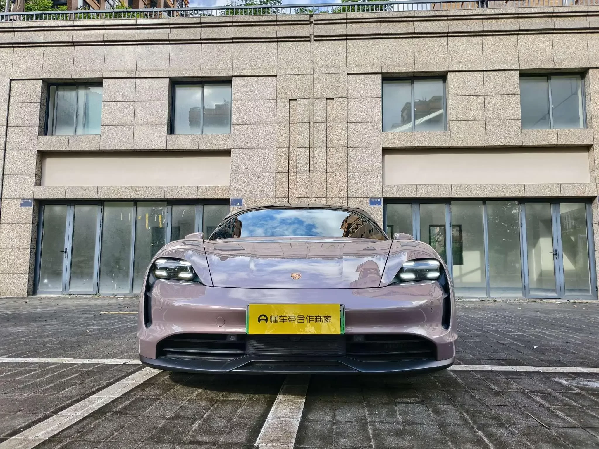 Porsche Taycan