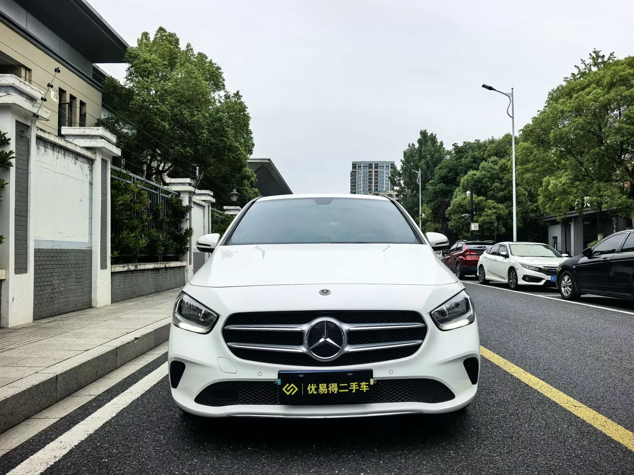 Mercedes-Benz B Class