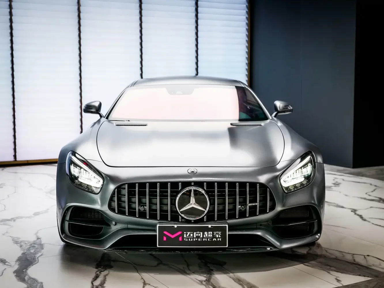 Mercedes-Benz AMG GT