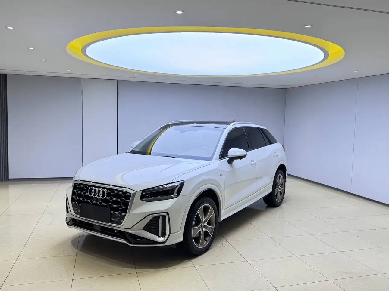 Audi Q2L