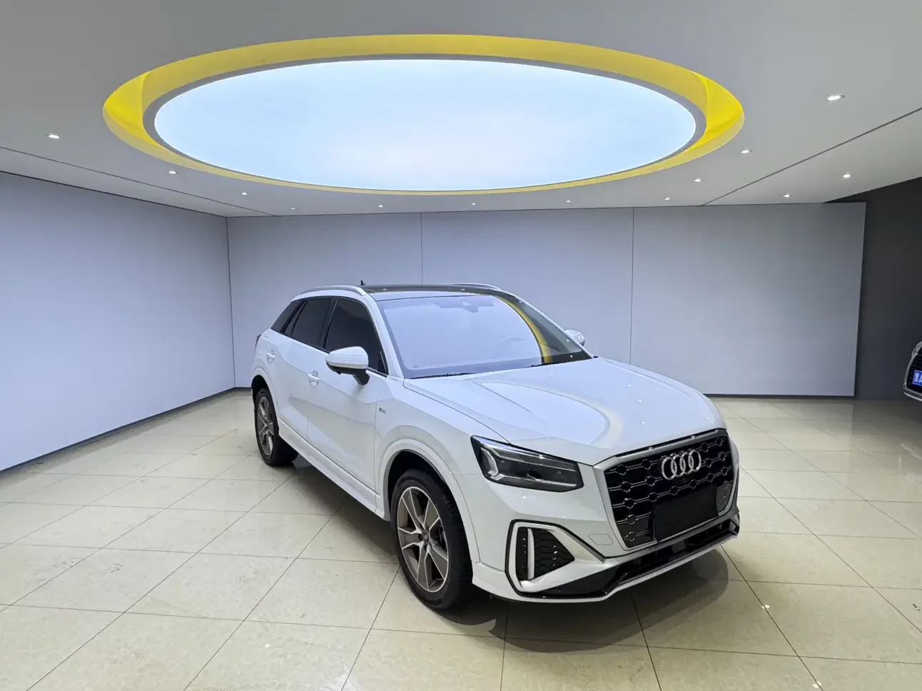 Audi Q2L