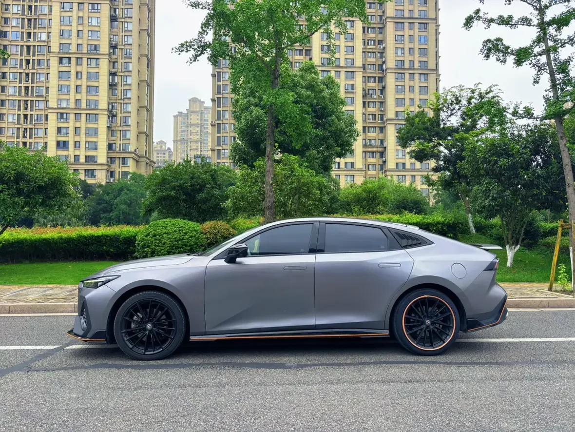 Changan UNI-V