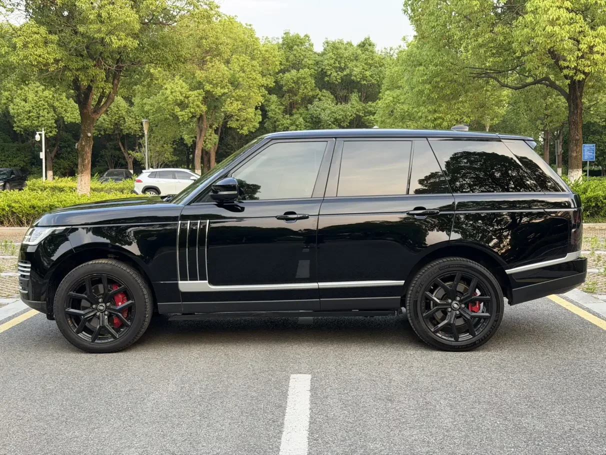 Land Rover range rover