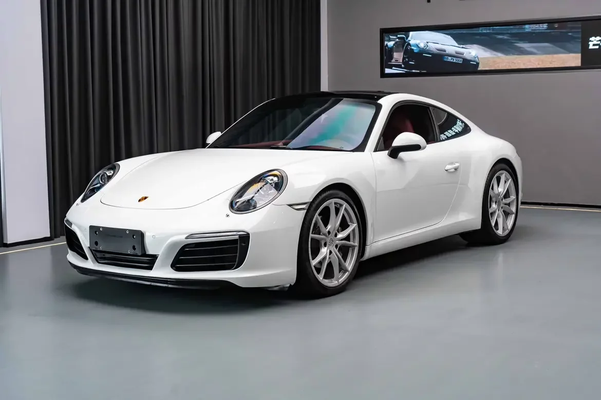 Porsche 911