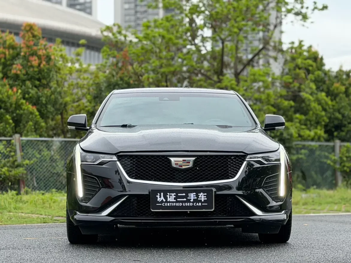 Cadillac CT4