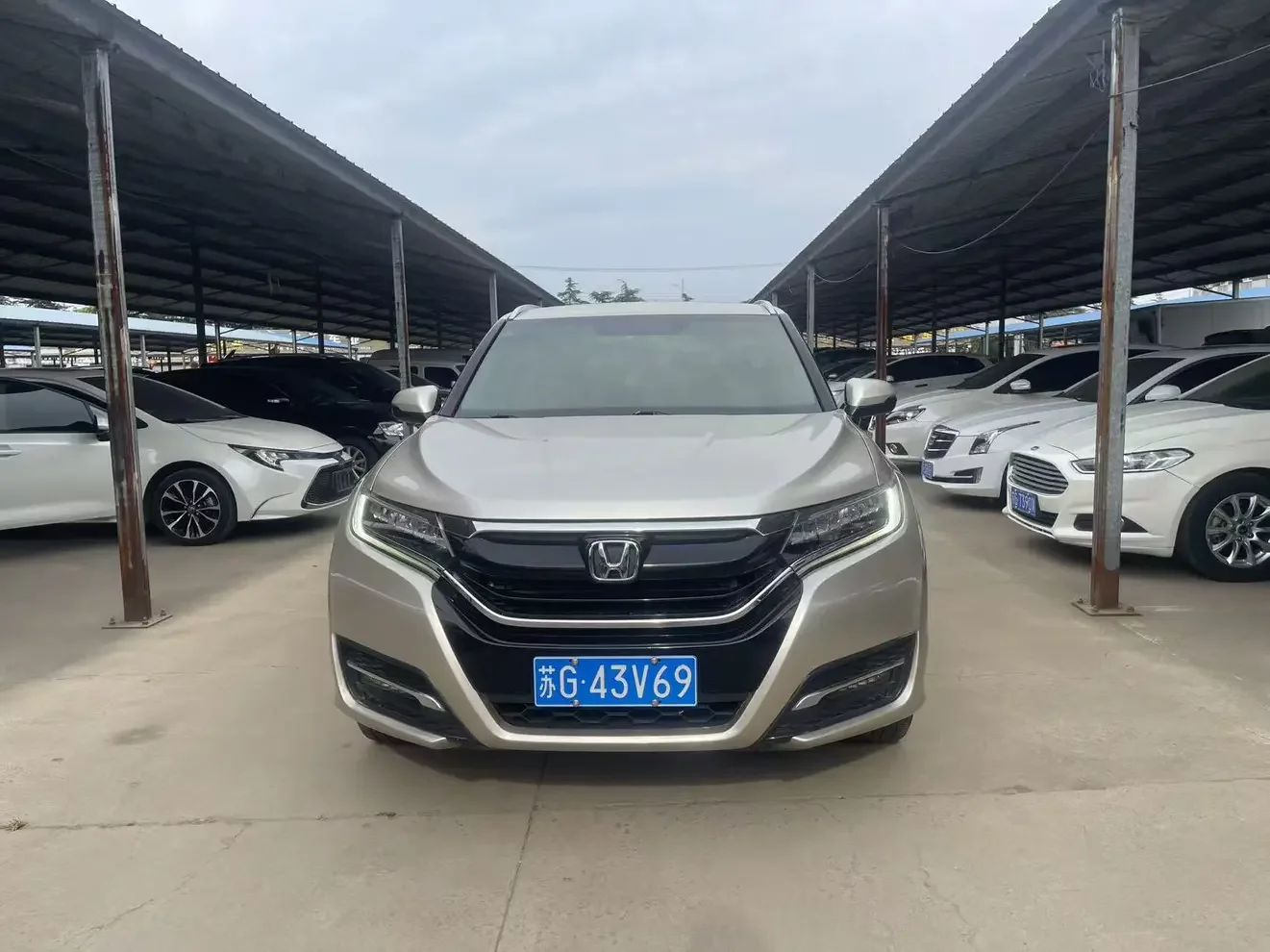 Honda UR-V