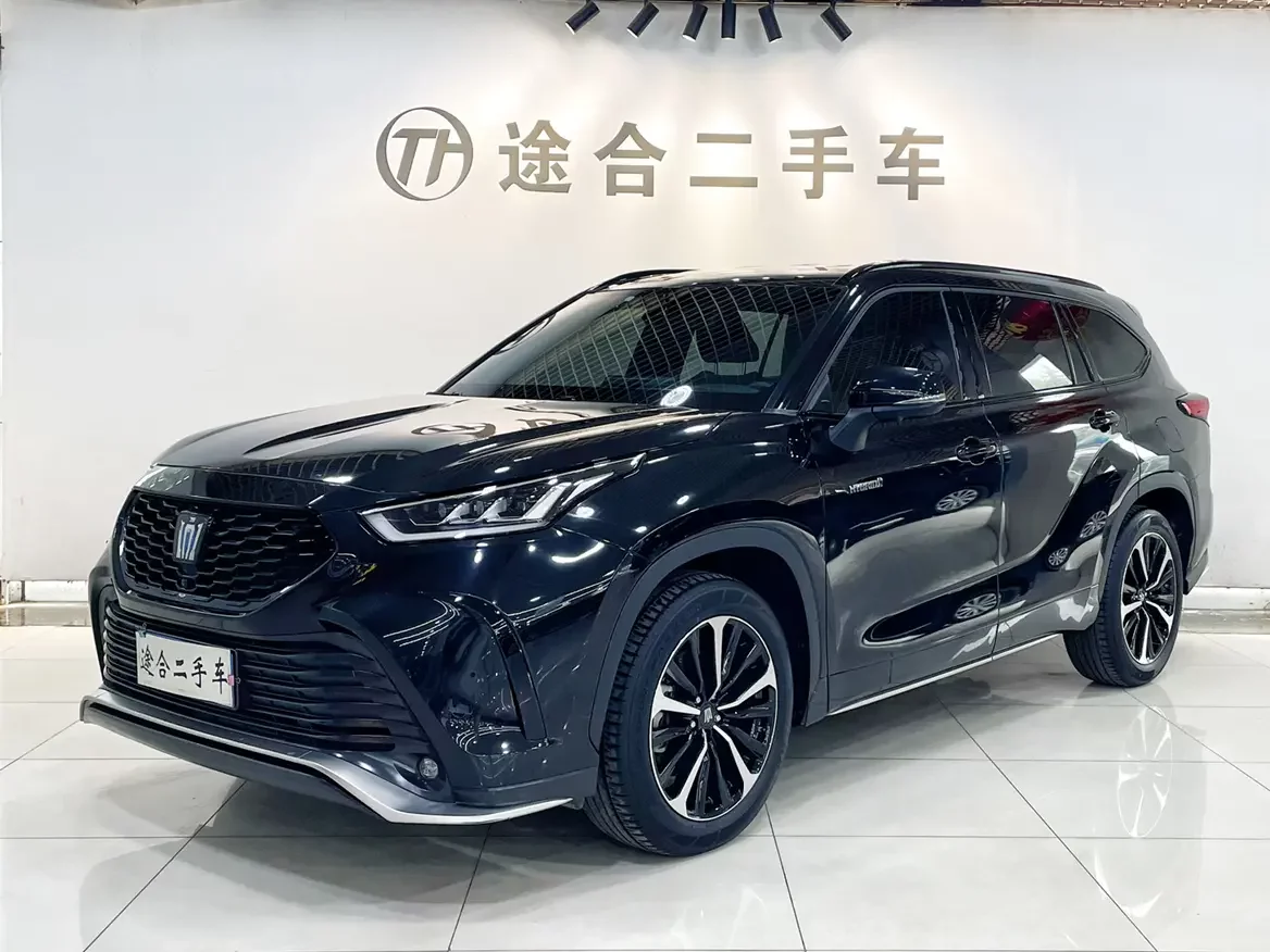 Toyota Crown Kluger