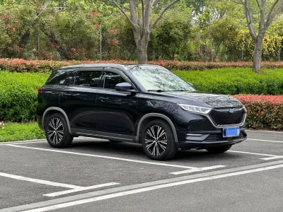 Oshan Changan Auchan X7