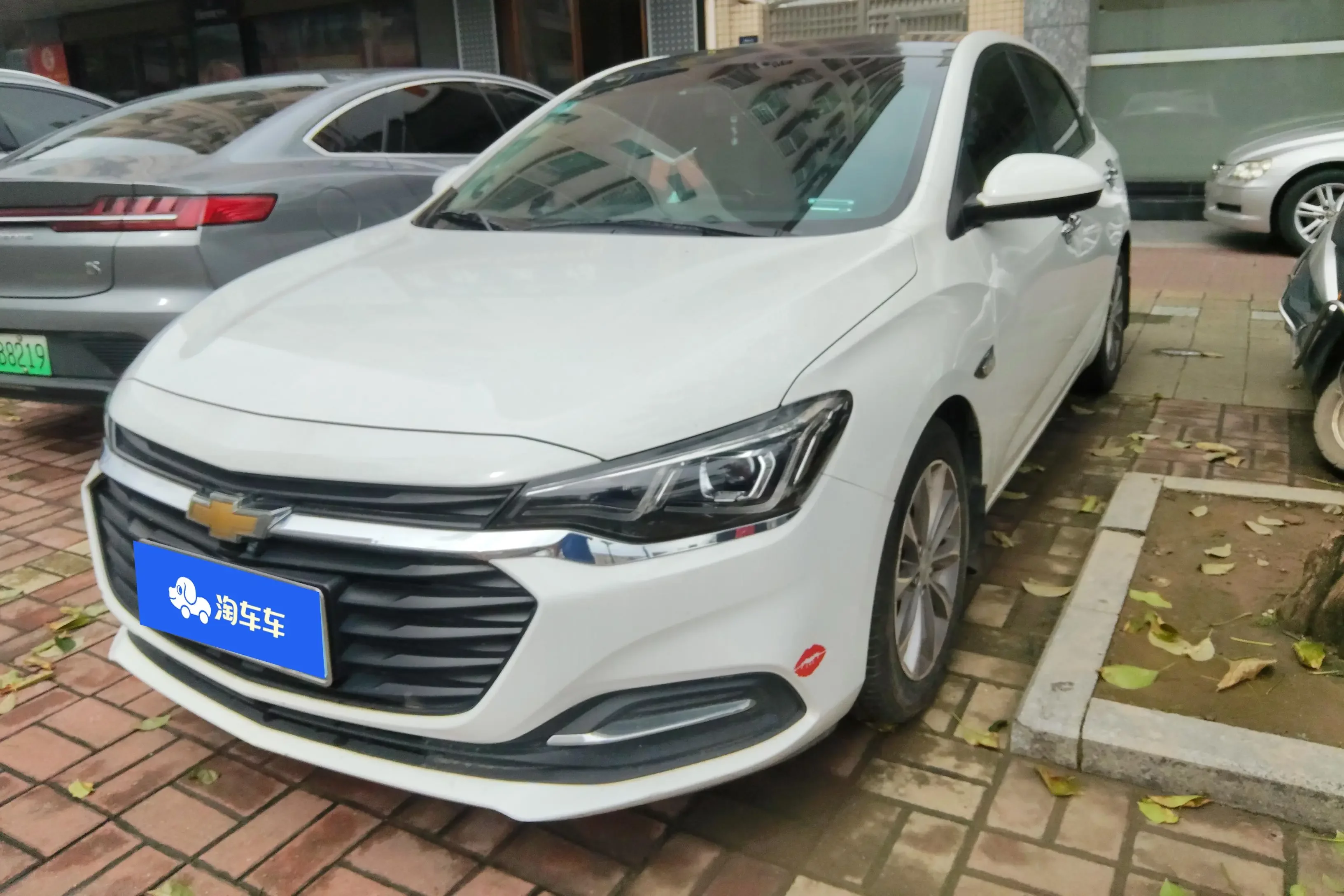 Chevrolet Monza (Cruze)  из Китая