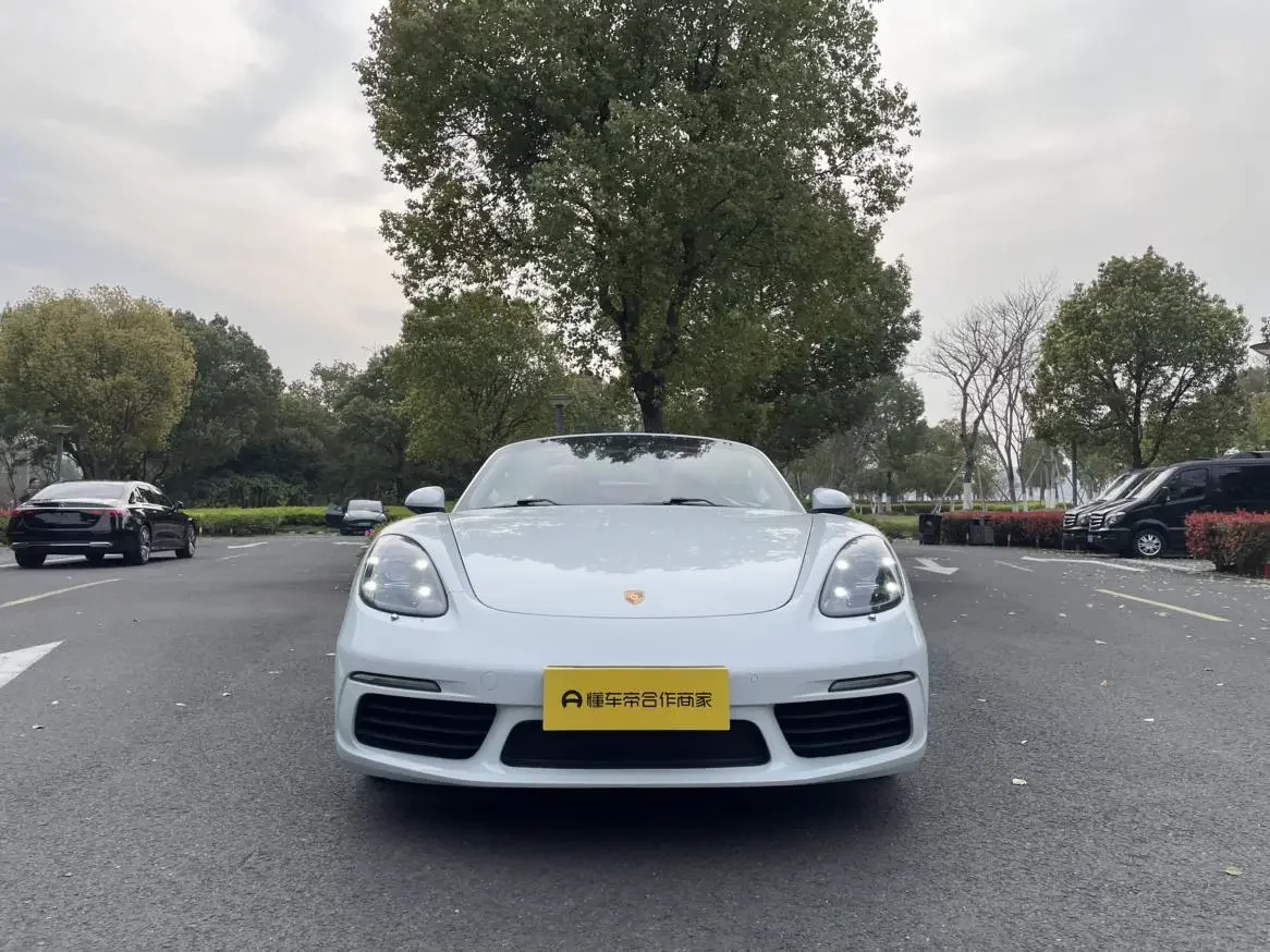 Porsche 718