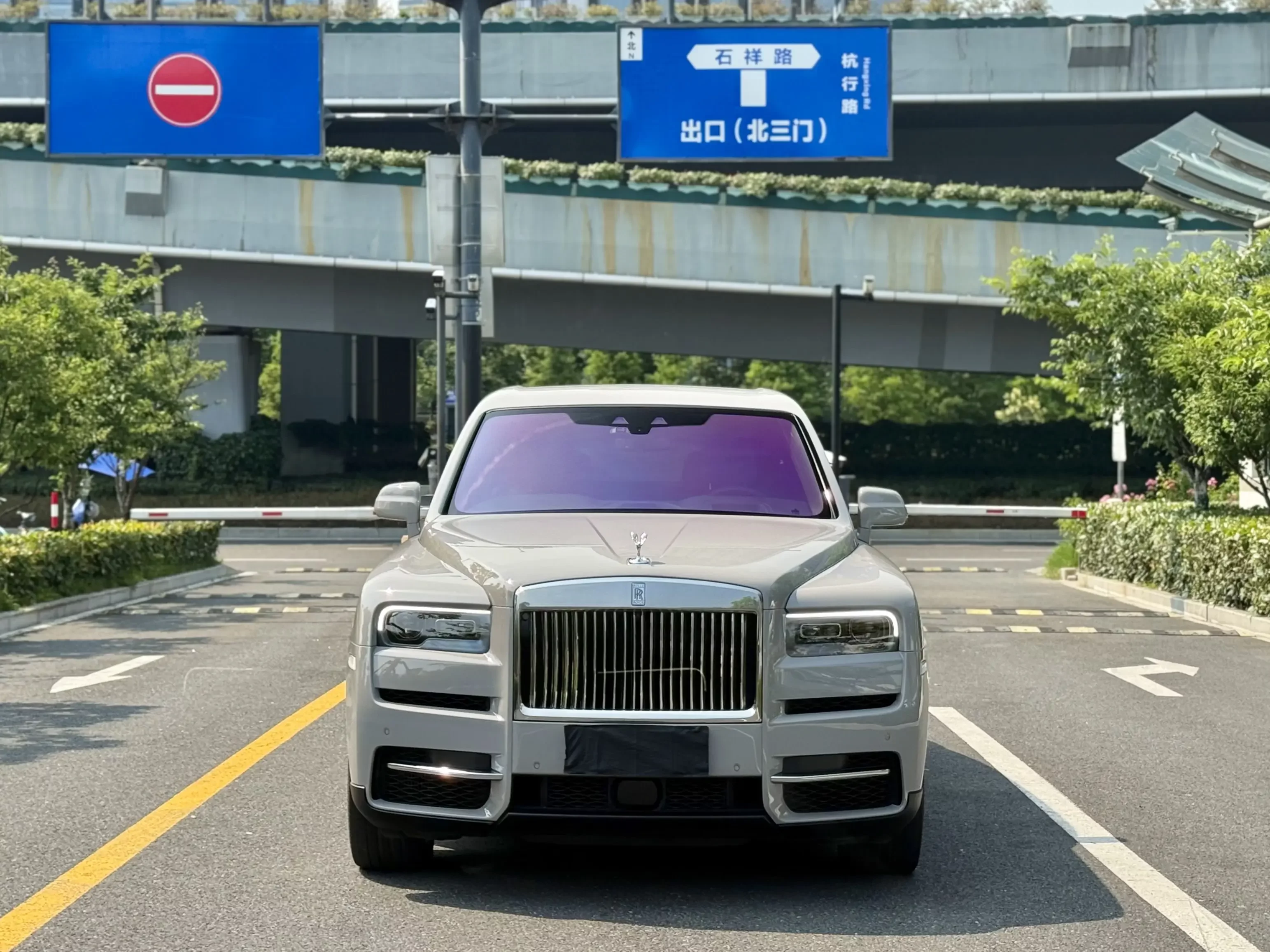 Rolls Royce Cullinan