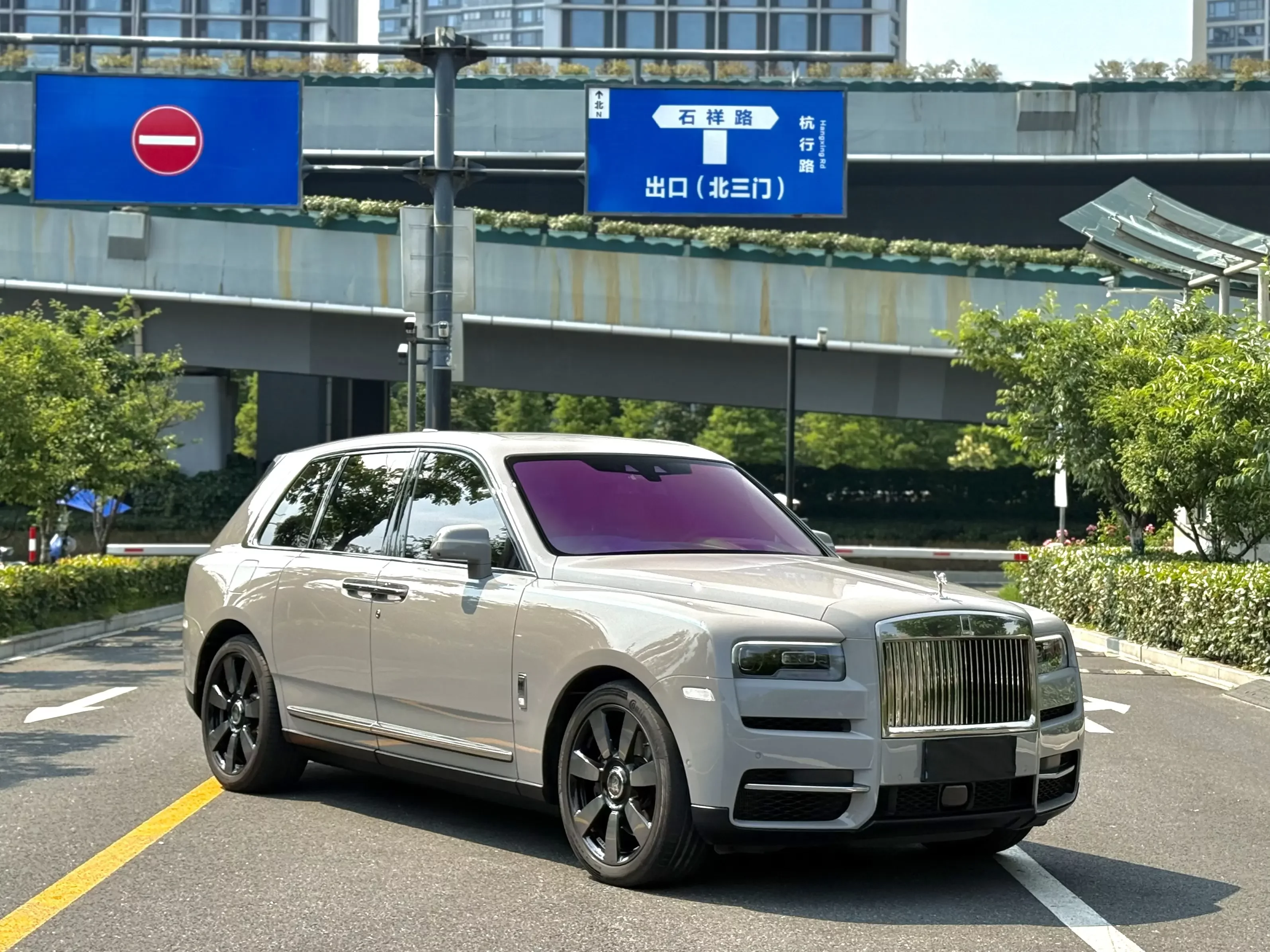 Rolls Royce Cullinan