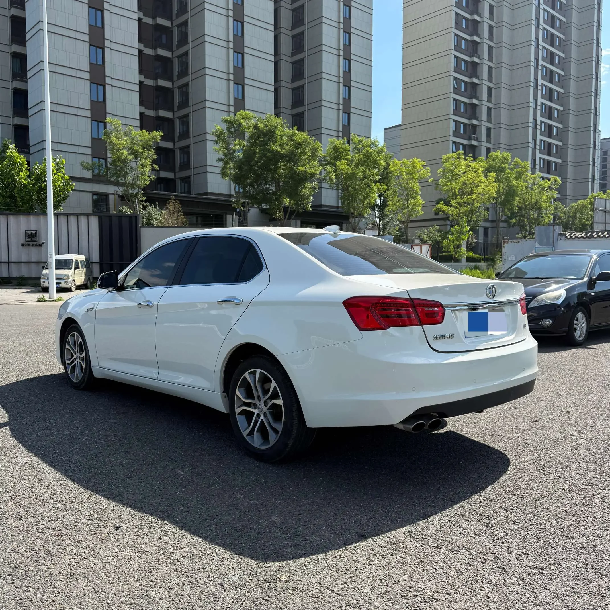 BAIC Saab D70