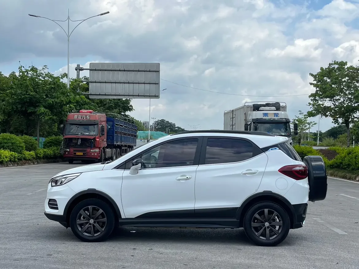 BYD Yuan EV