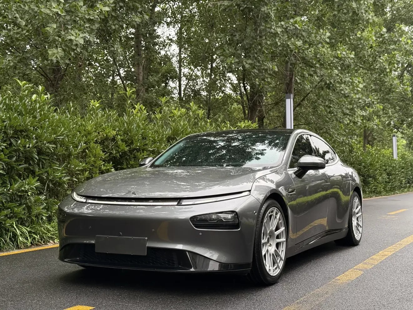 Xpeng P7